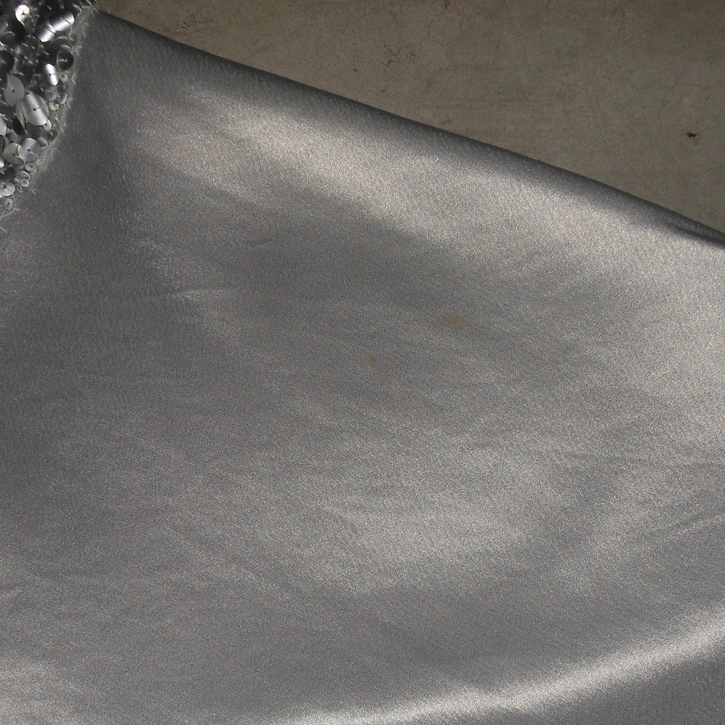 Vera Wang Silver Dress (seen on Blair Waldorf in Gossip Girl pilot ep)