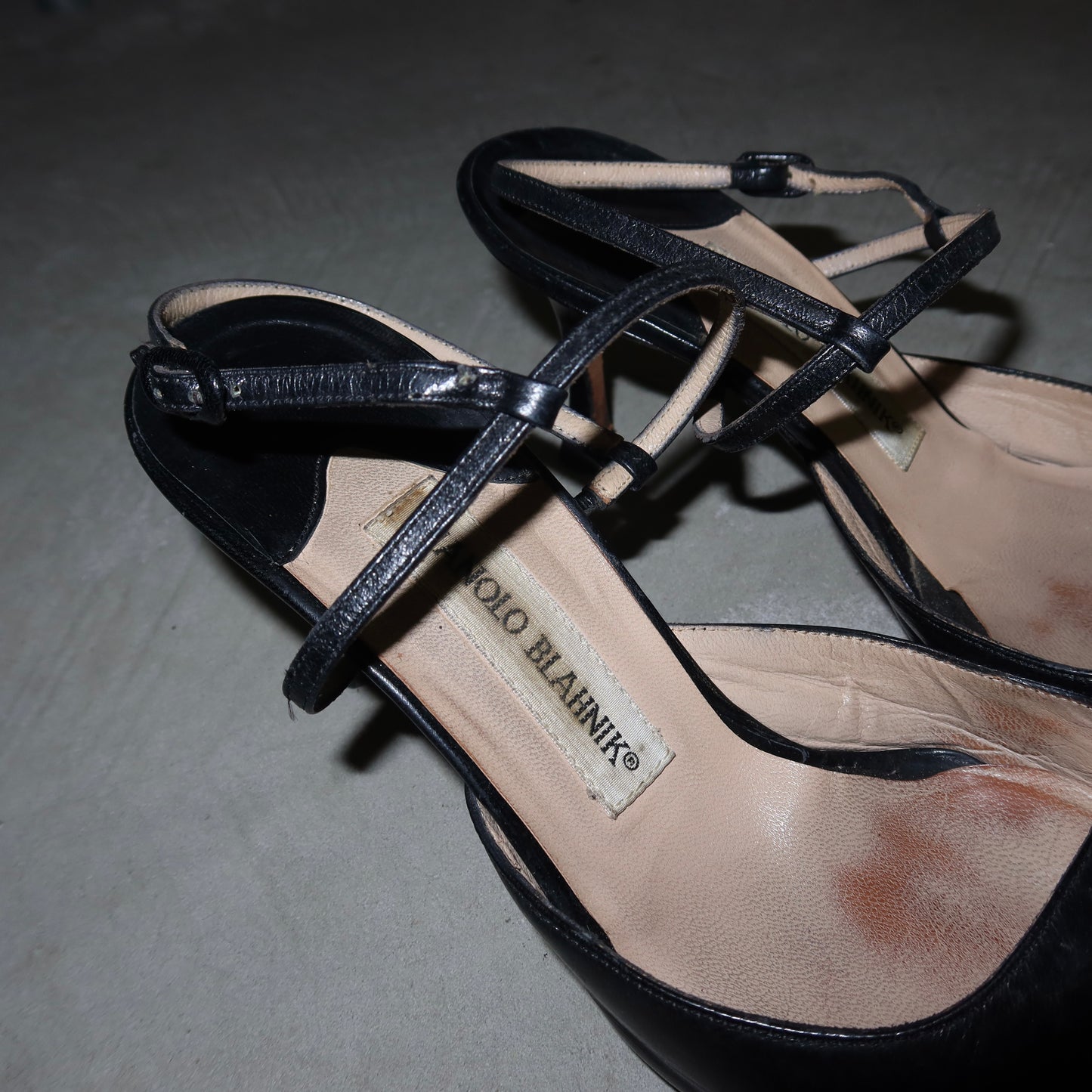 Manolo Blahnik Mules (38)
