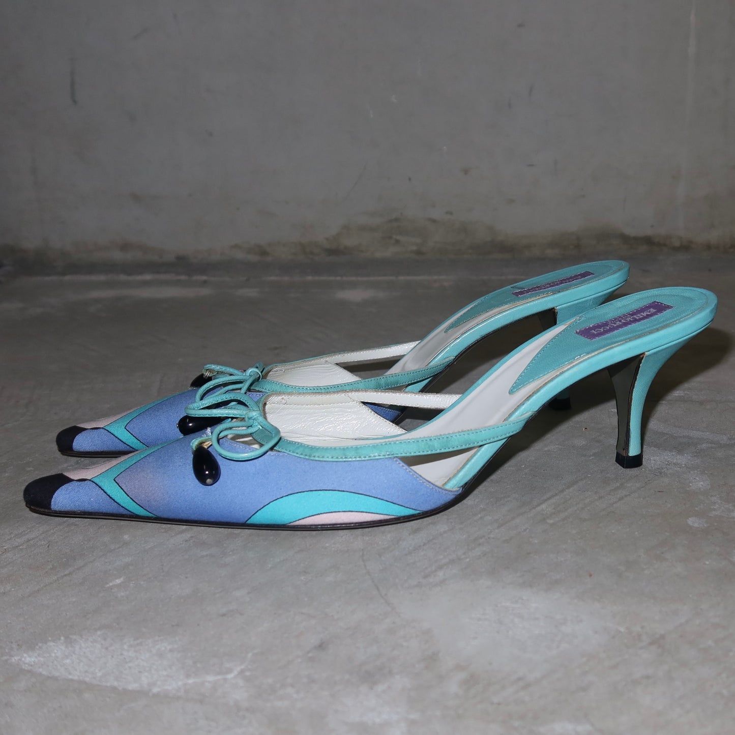 Emilio Pucci Blue Kitten Heel Mules (38.5)