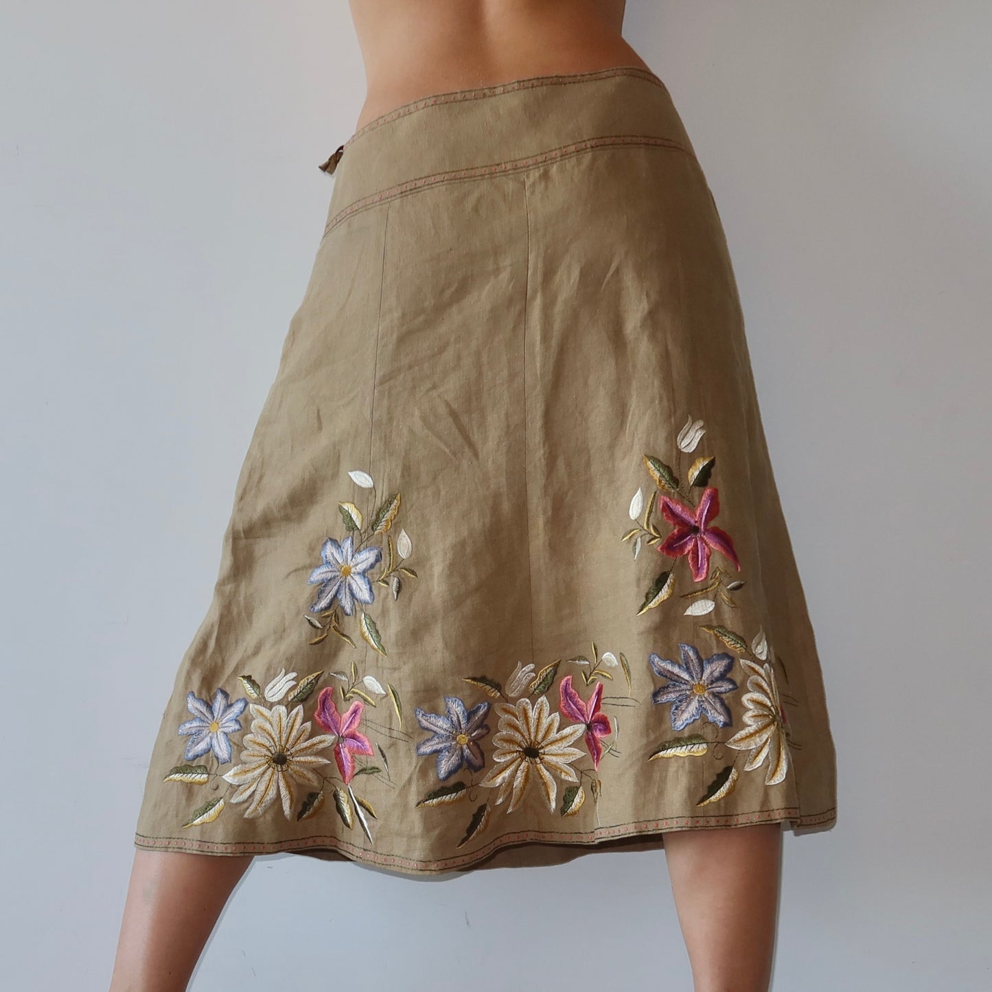 DKNY Embroidered Linen Skirt