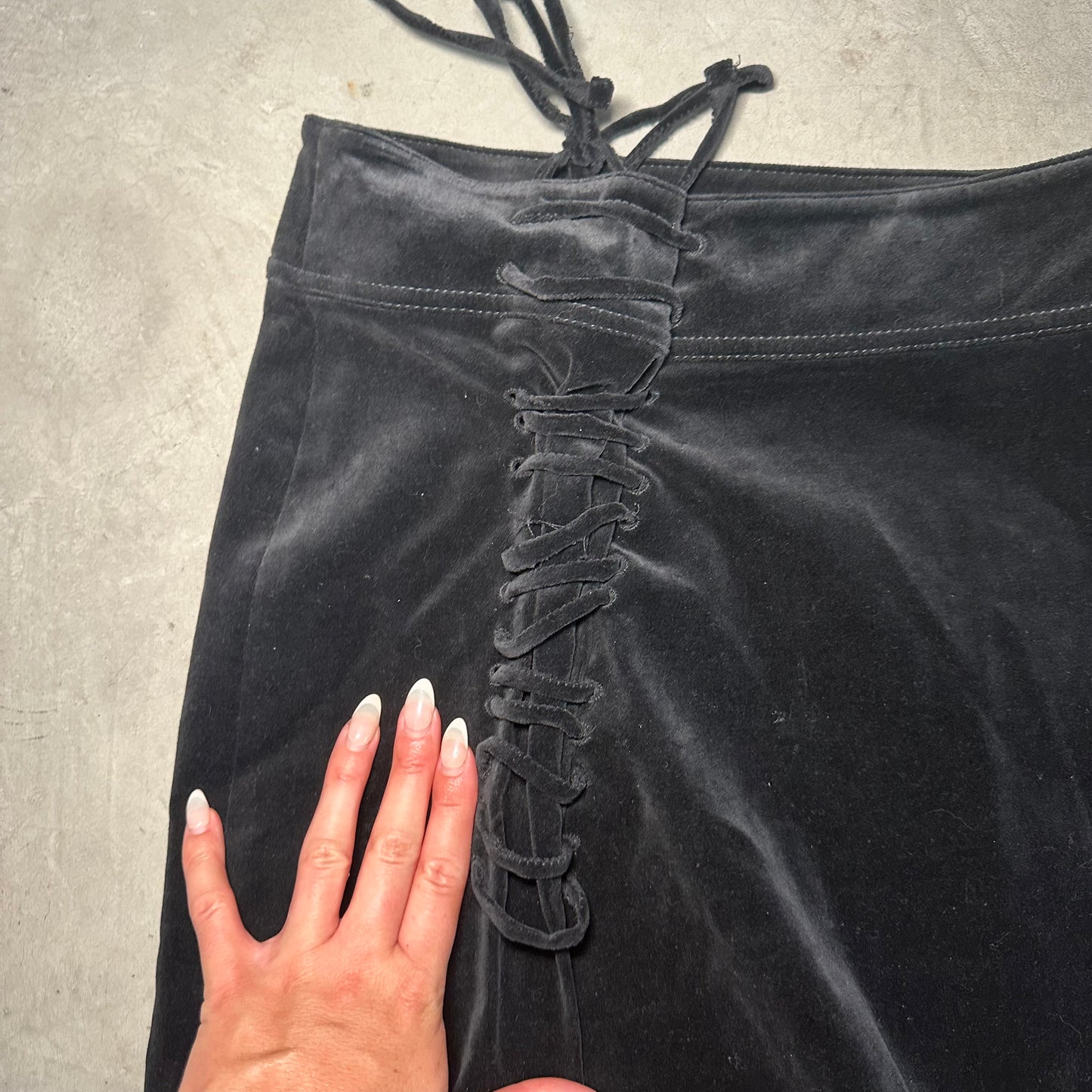 Gucci AW2002 Black Velvet Midi Skirt