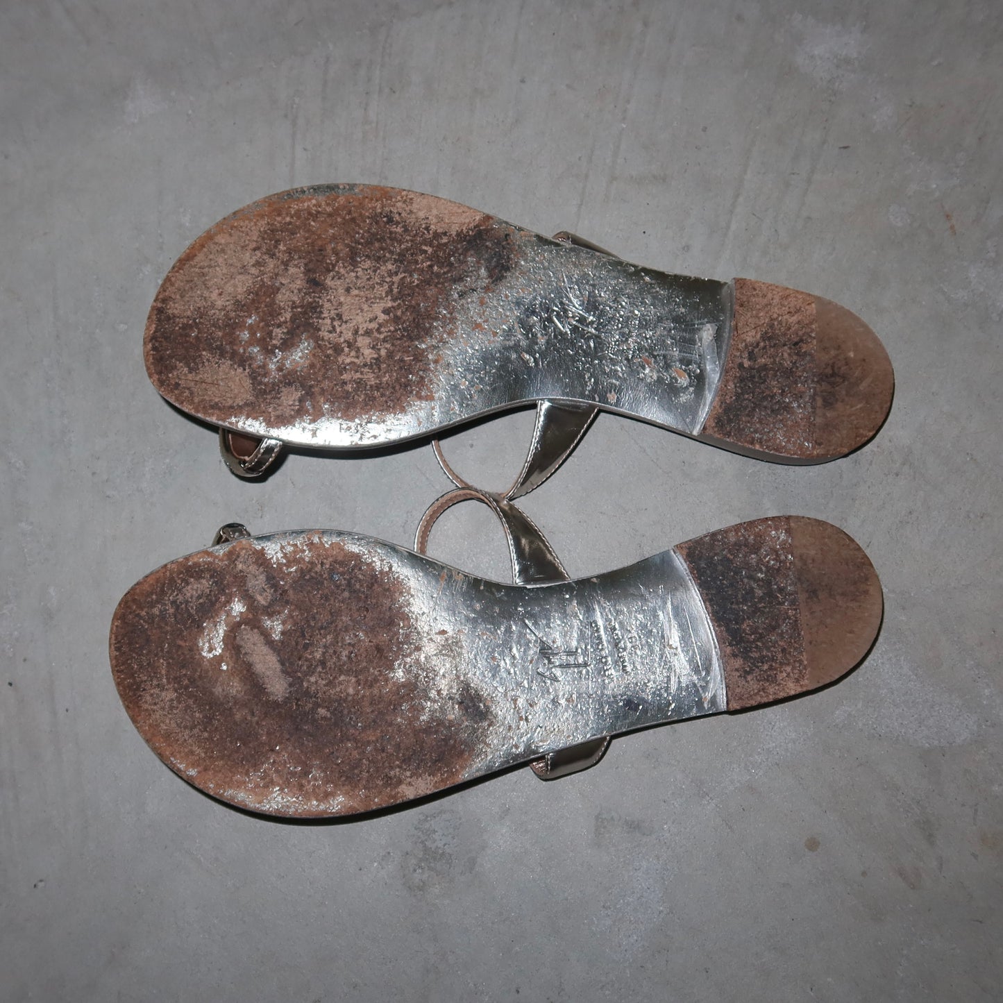 Giuseppe Zanotti Silver Toe Ring Sandals (38)