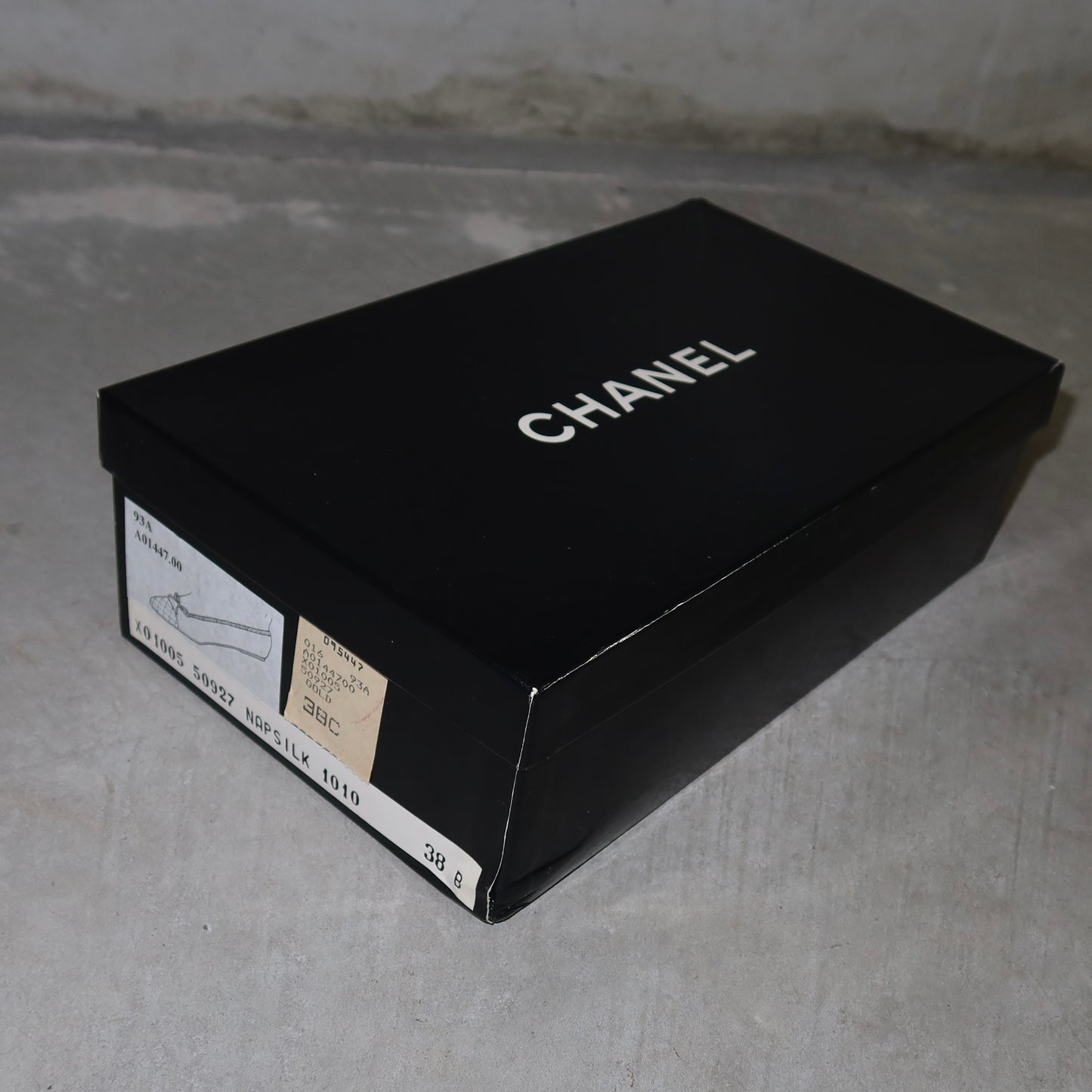 Chanel Cambon Black and White Ballet Flats (38)