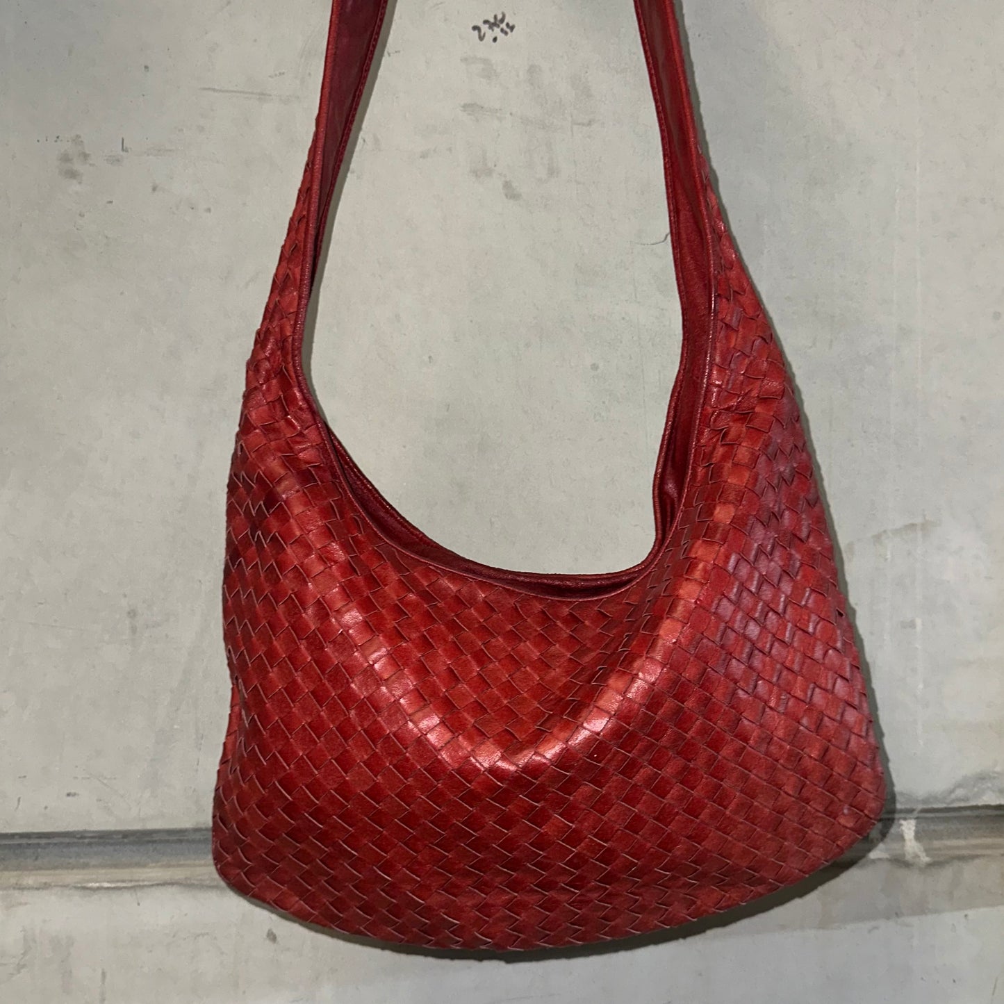 Bottega Veneta Red Intrecciato Crossbody Hobo