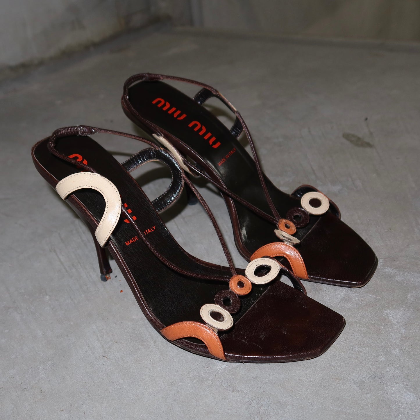 Miu Miu Leather Heels (R39, L40)
