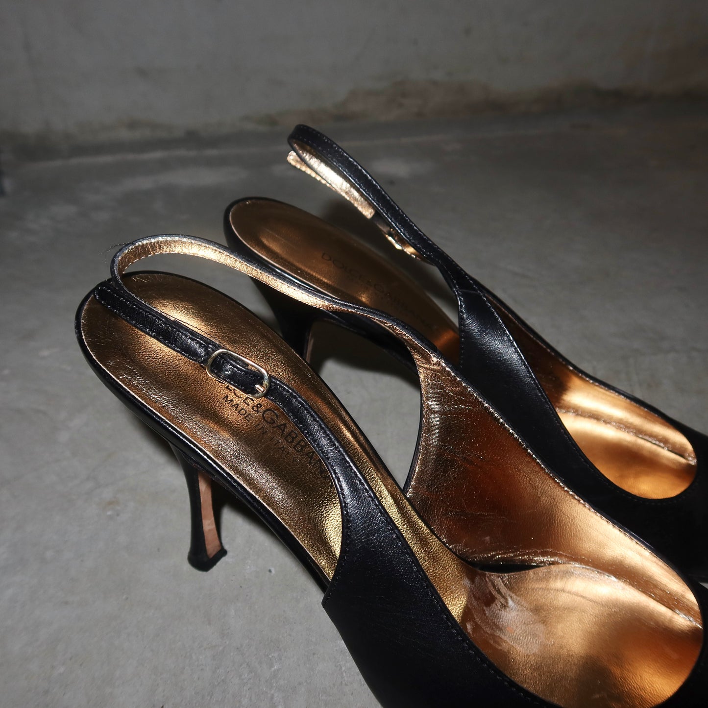 Dolce & Gabbana Black Leather Slingbacks (38.5)