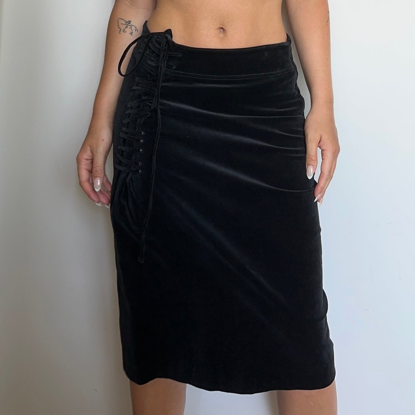 Gucci AW2002 Black Velvet Midi Skirt