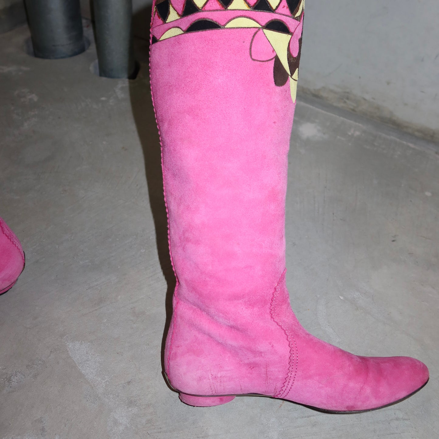 Emilio Pucci Pink Suede Boots (38)