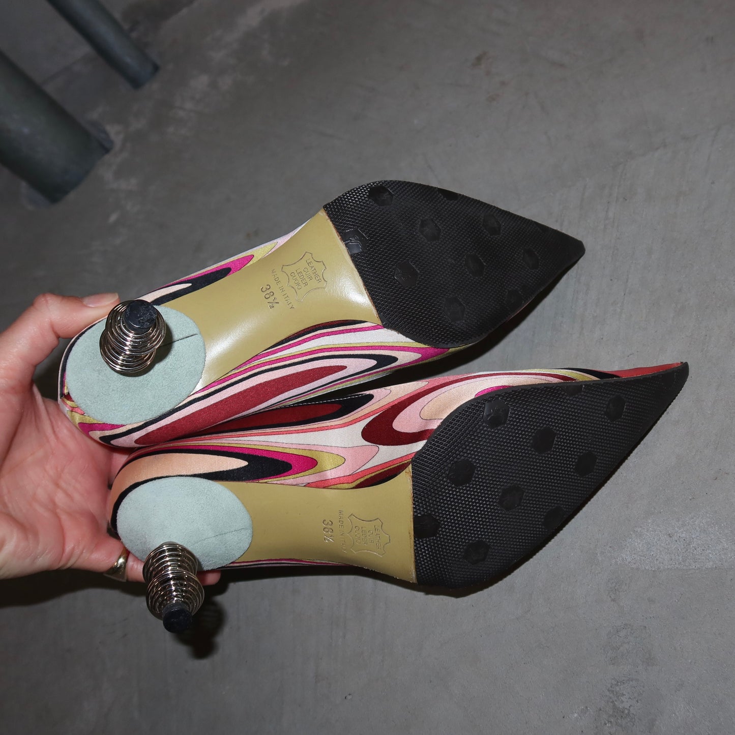 Emilio Pucci Rare Printed Heels (38.5)