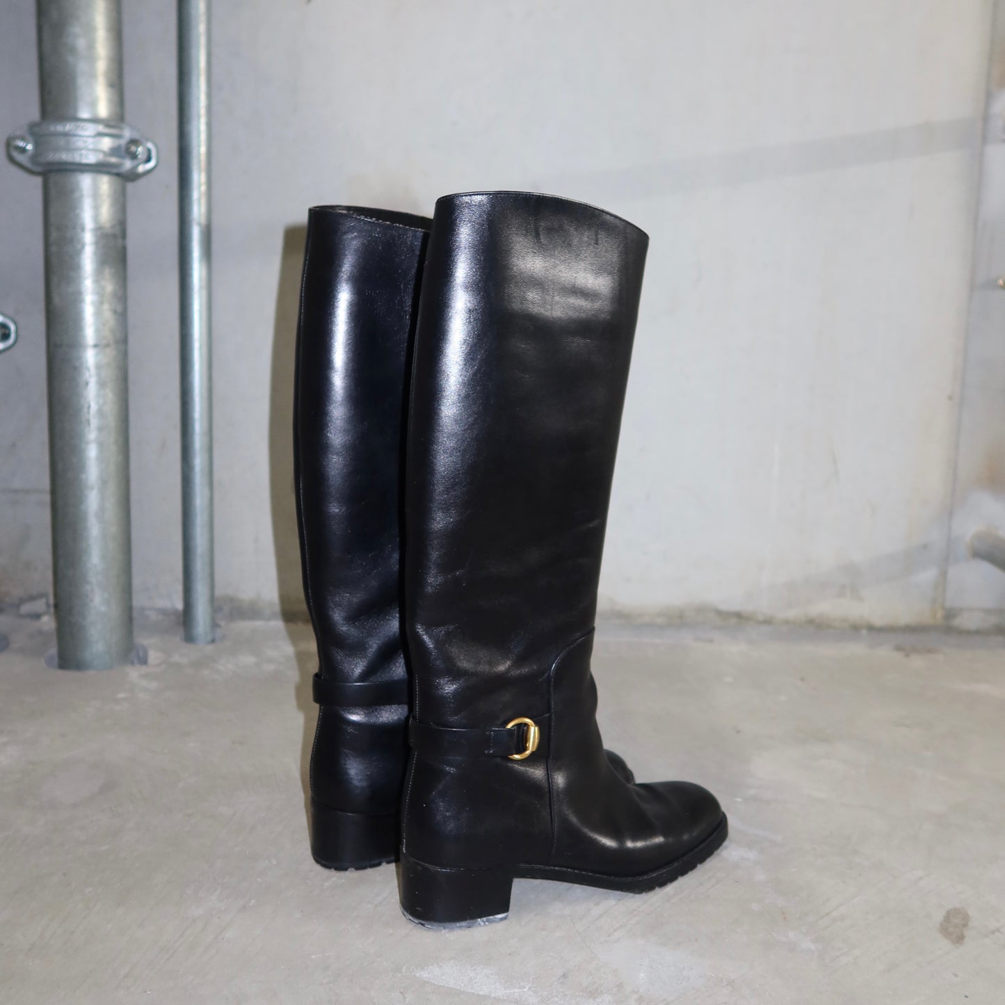 Gucci Black Leather Horsebit Boots (37)