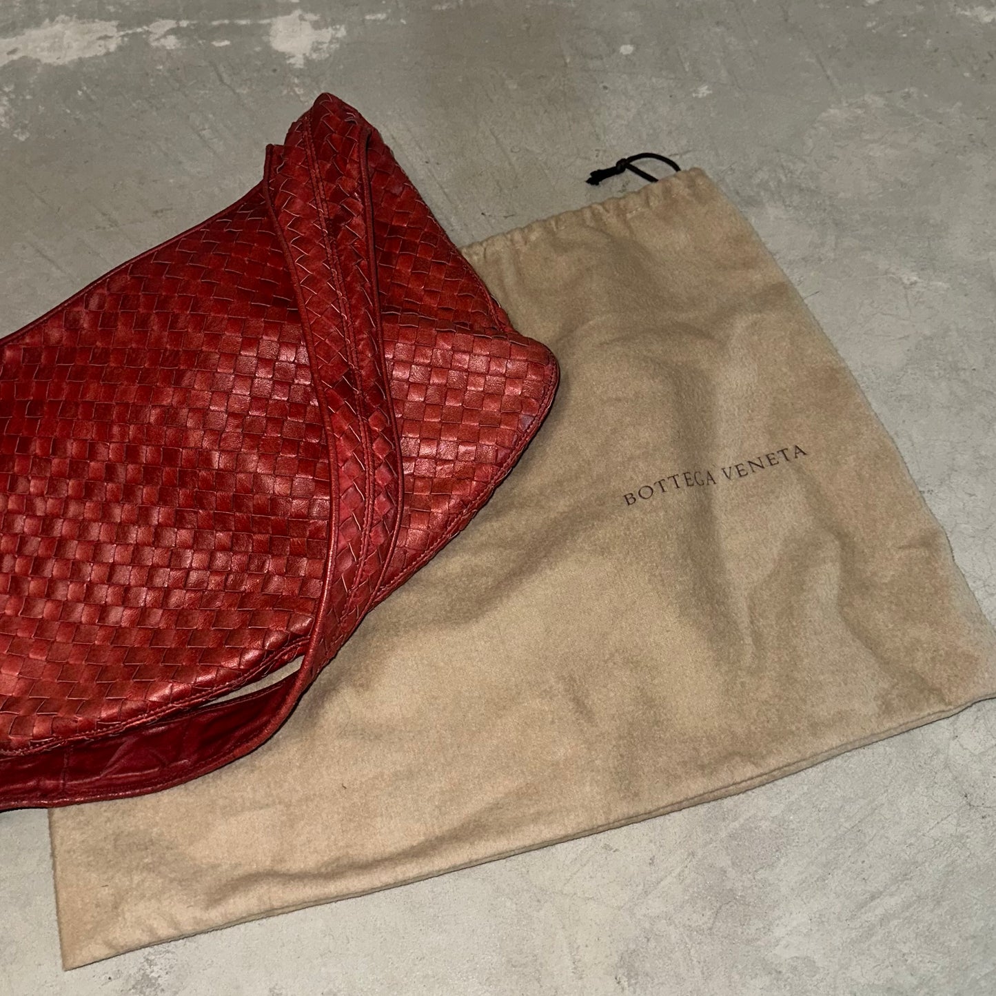 Bottega Veneta Red Intrecciato Crossbody Hobo