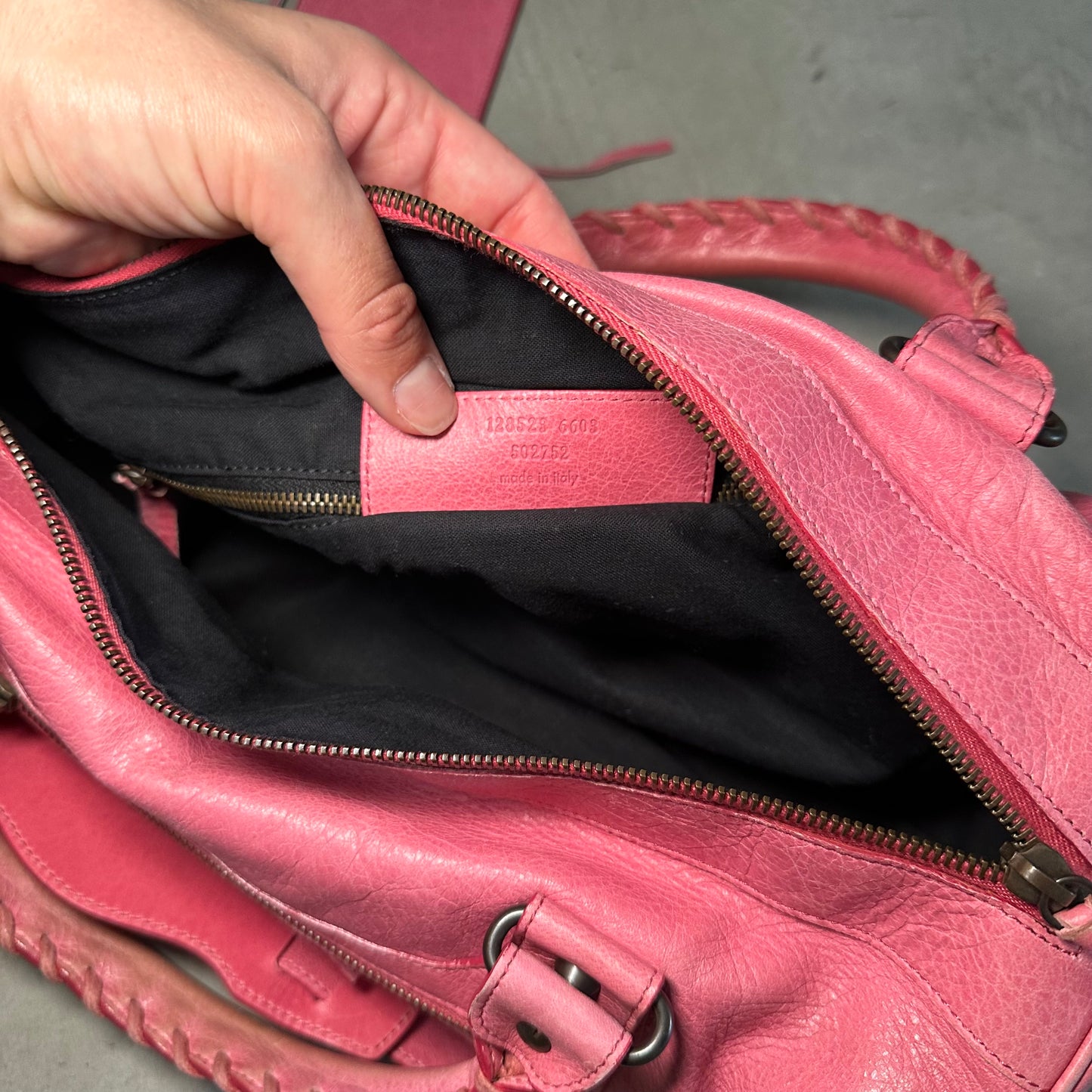Balenciaga Twiggy in Pink