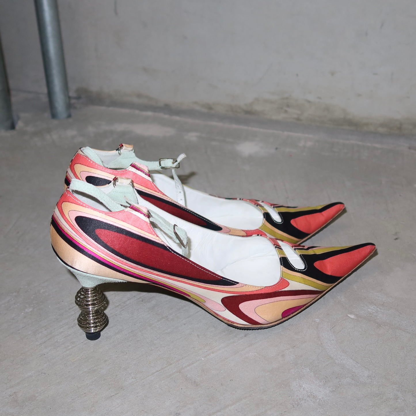 Emilio Pucci Rare Printed Heels (38.5)