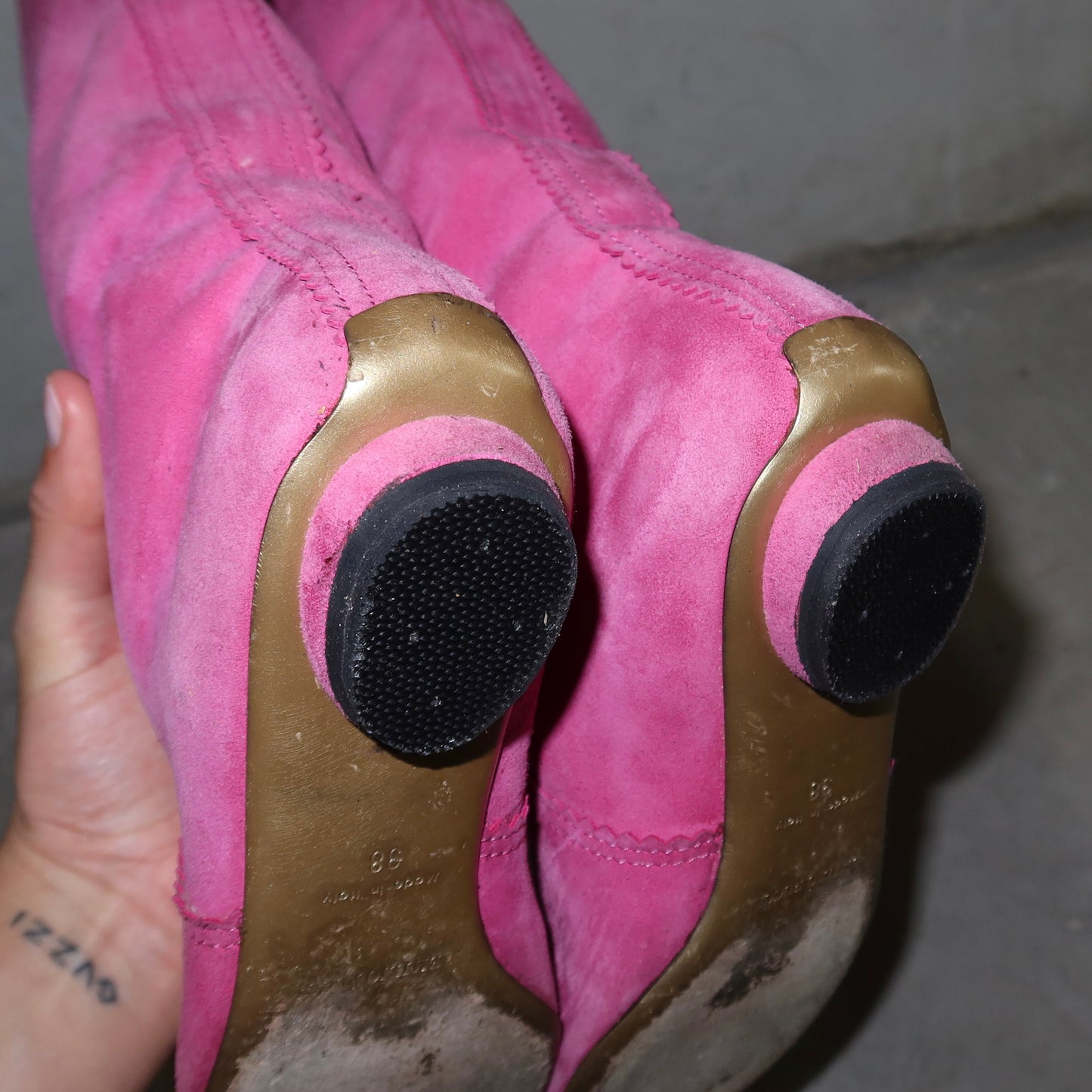 Emilio Pucci Pink Suede Boots (38)