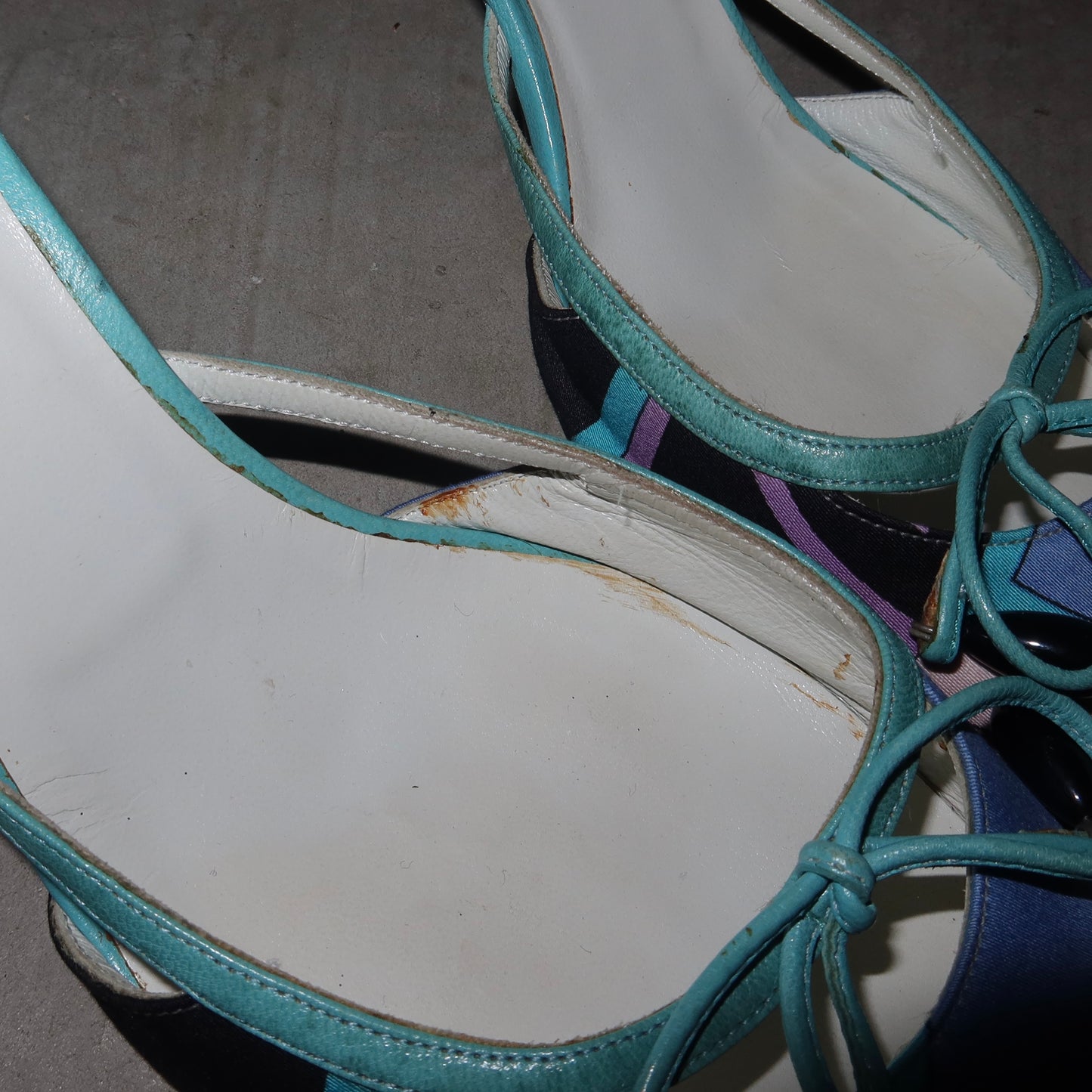 Emilio Pucci Blue Kitten Heel Mules (38.5)
