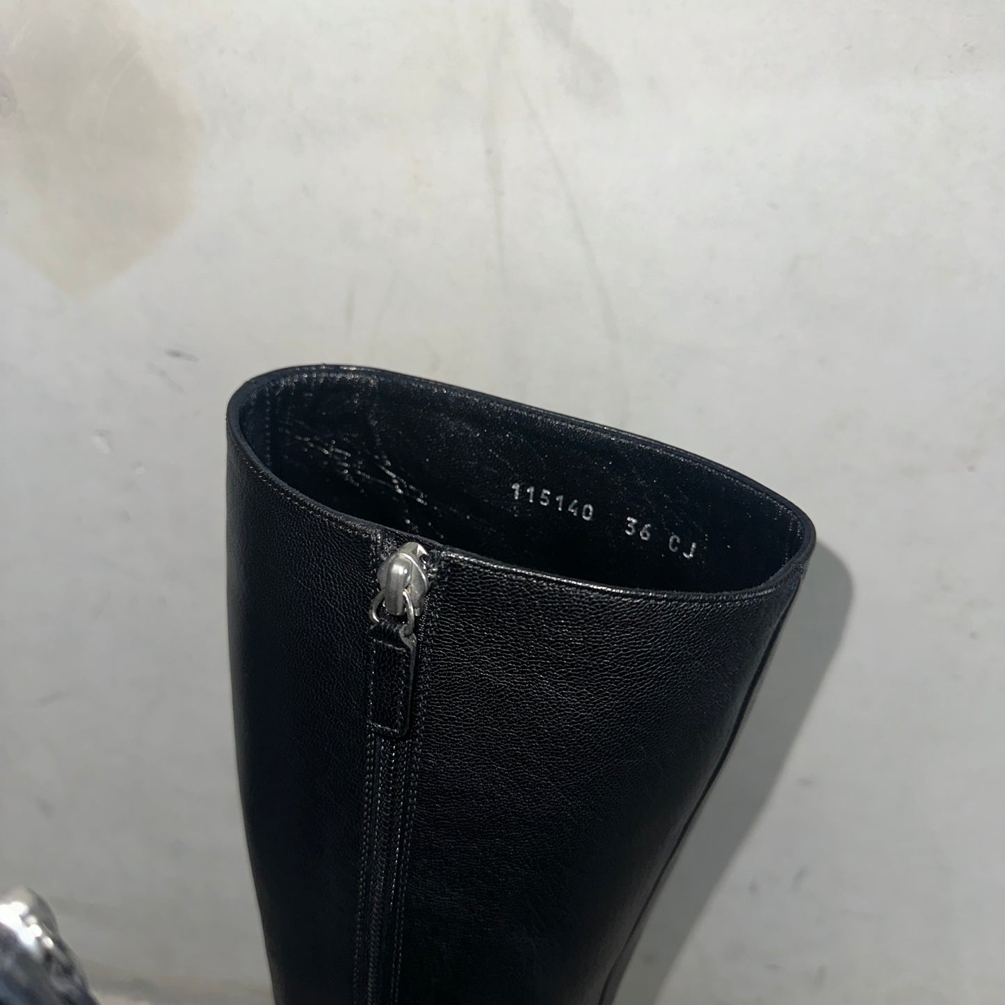 Gucci Logo Knee High Boots (36)