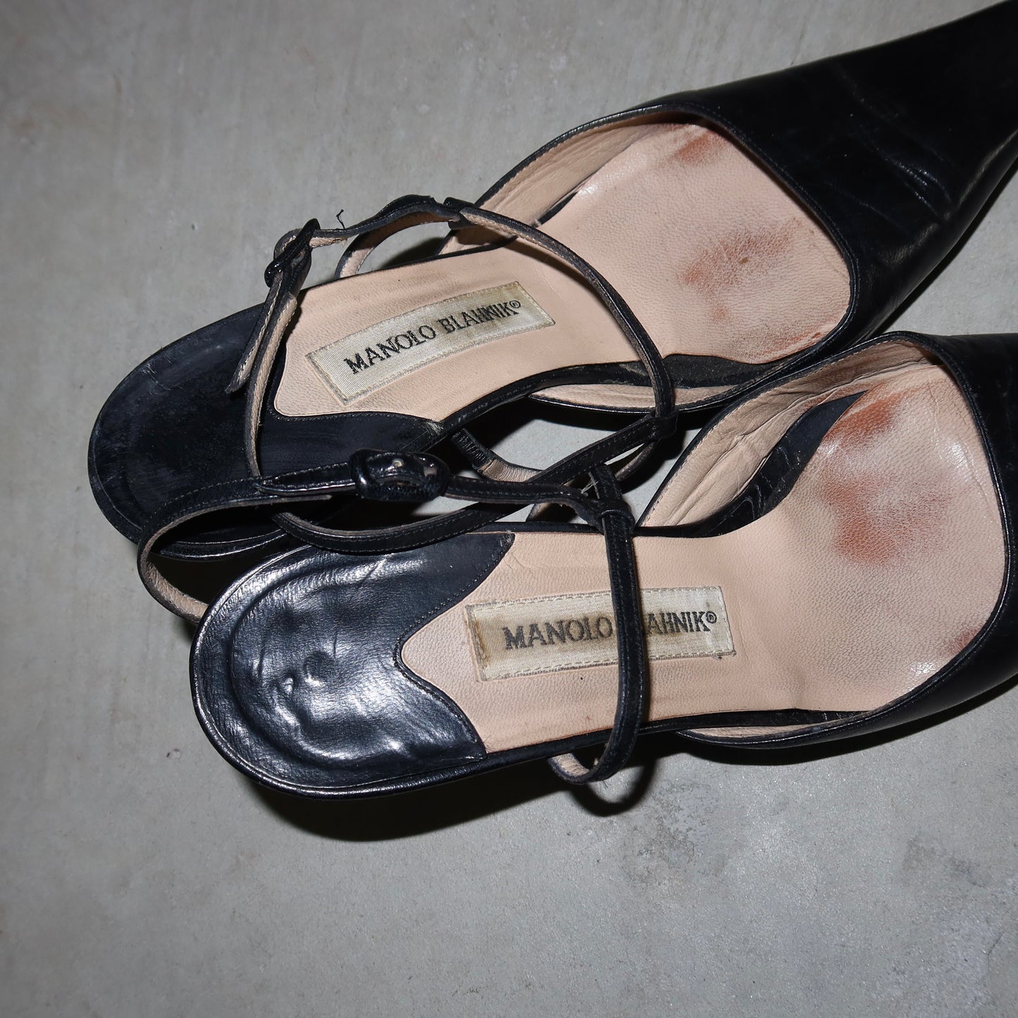 Manolo Blahnik Mules (38)