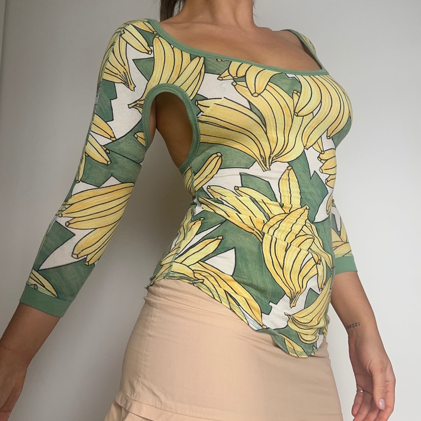 Chloé Rare SS2004 Banana Cut Out Top