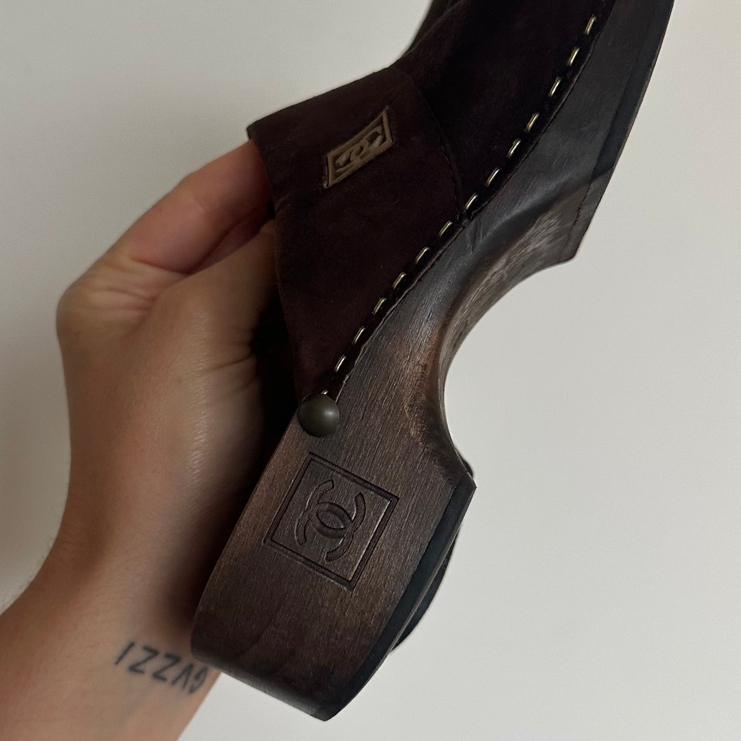 Chanel Brown Suede Clogs (36)