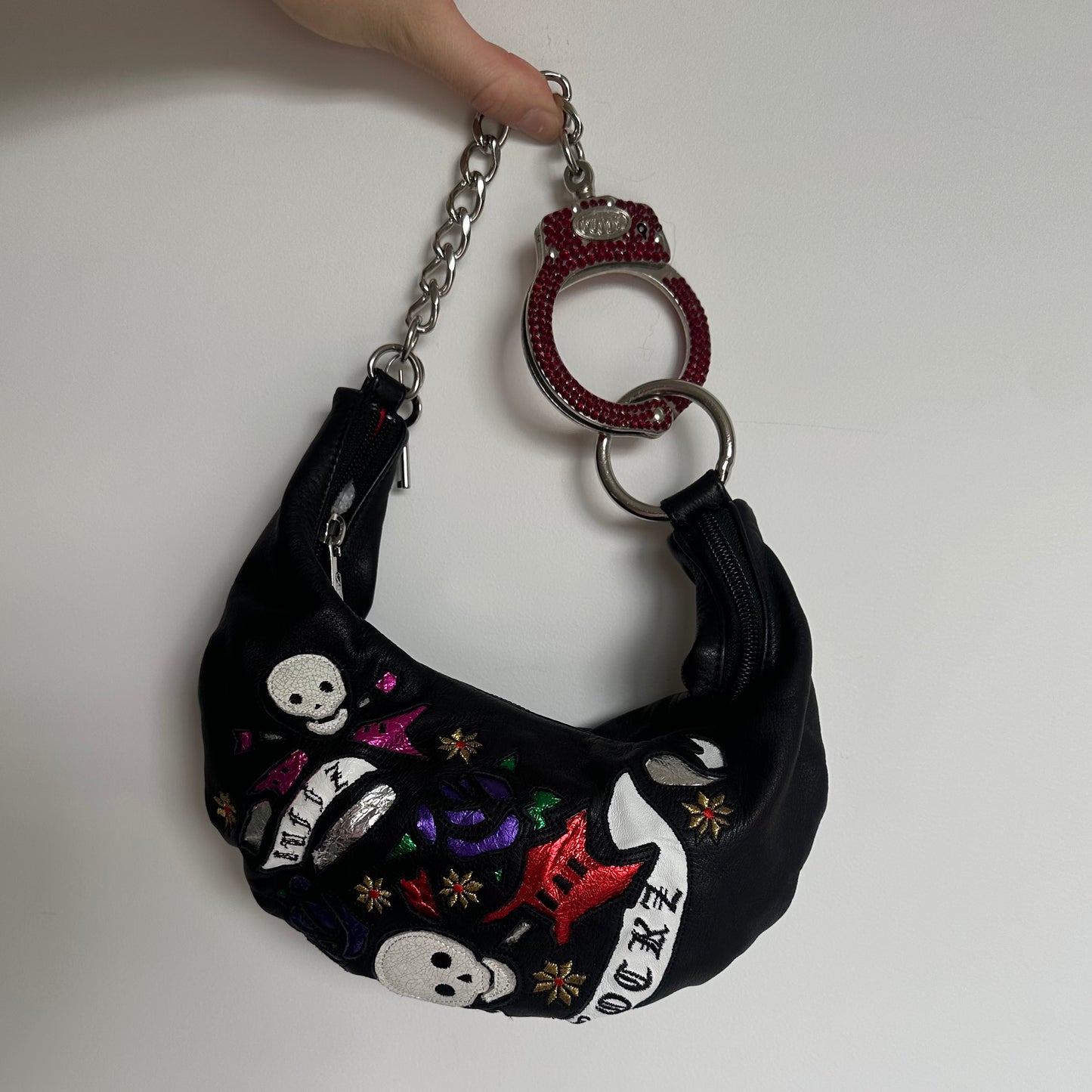 Cuffz “Cuffz Rockz” Barfly Bag