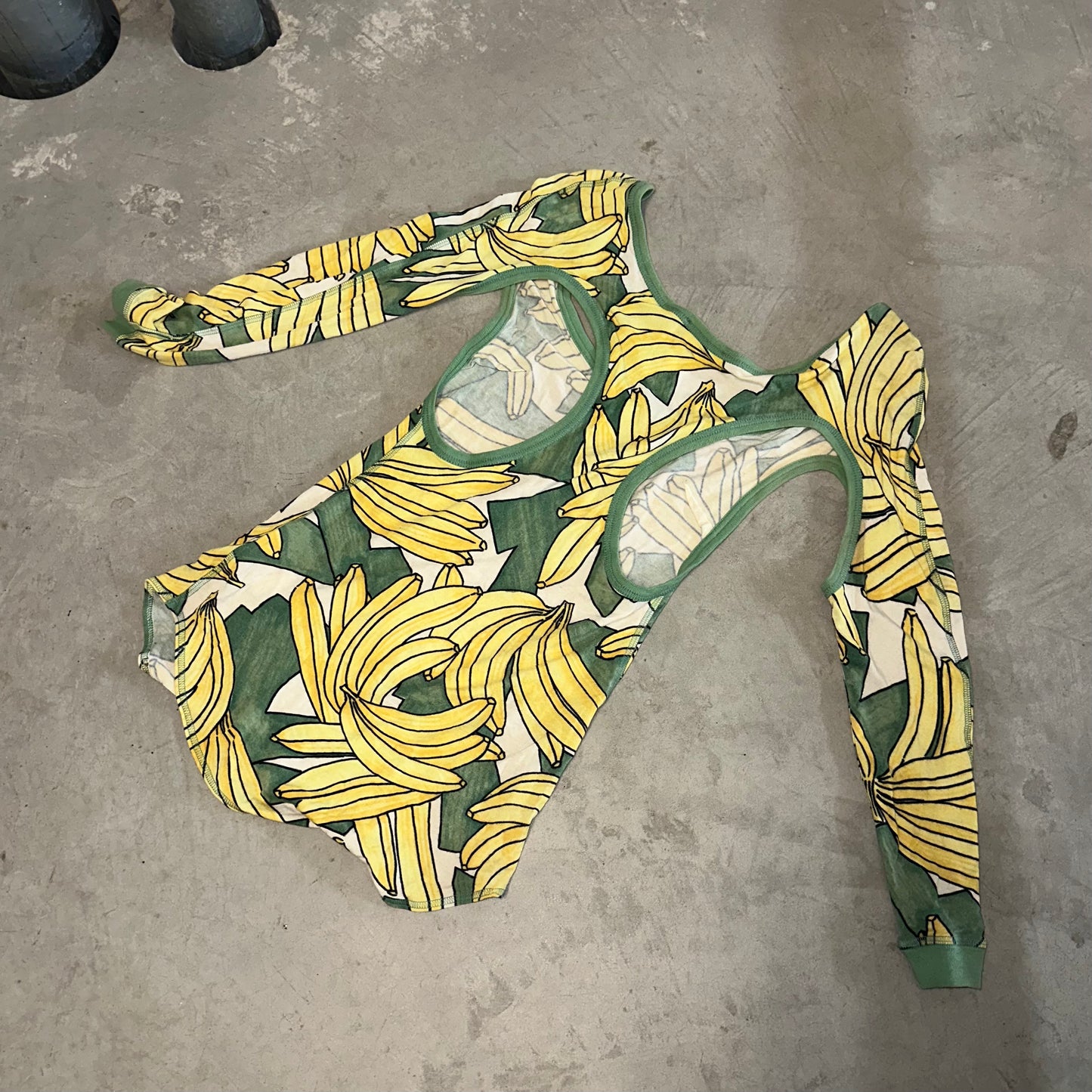 Chloe Rare SS2004 Banana Cut Out Long Sleeve