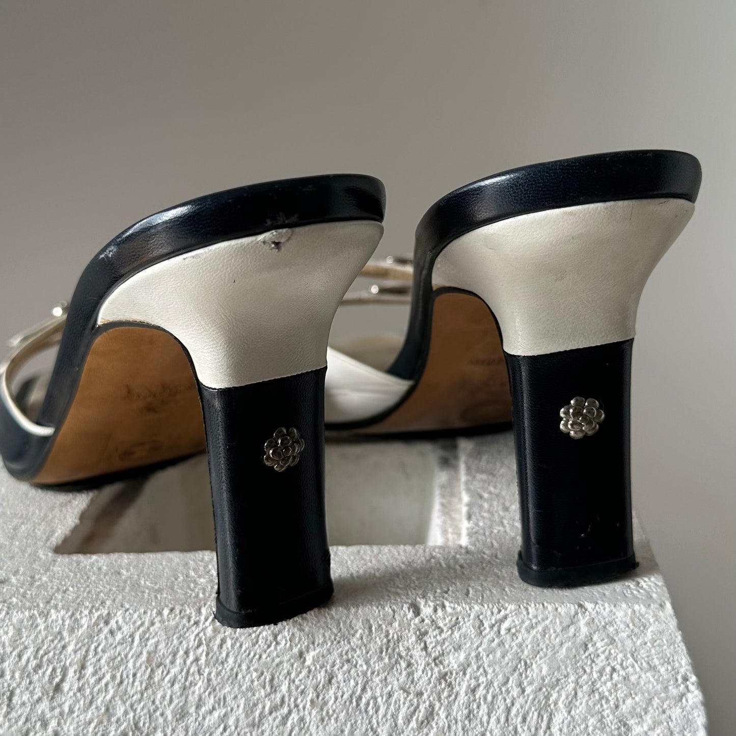 Chanel Black & White Buckle Heels (40)