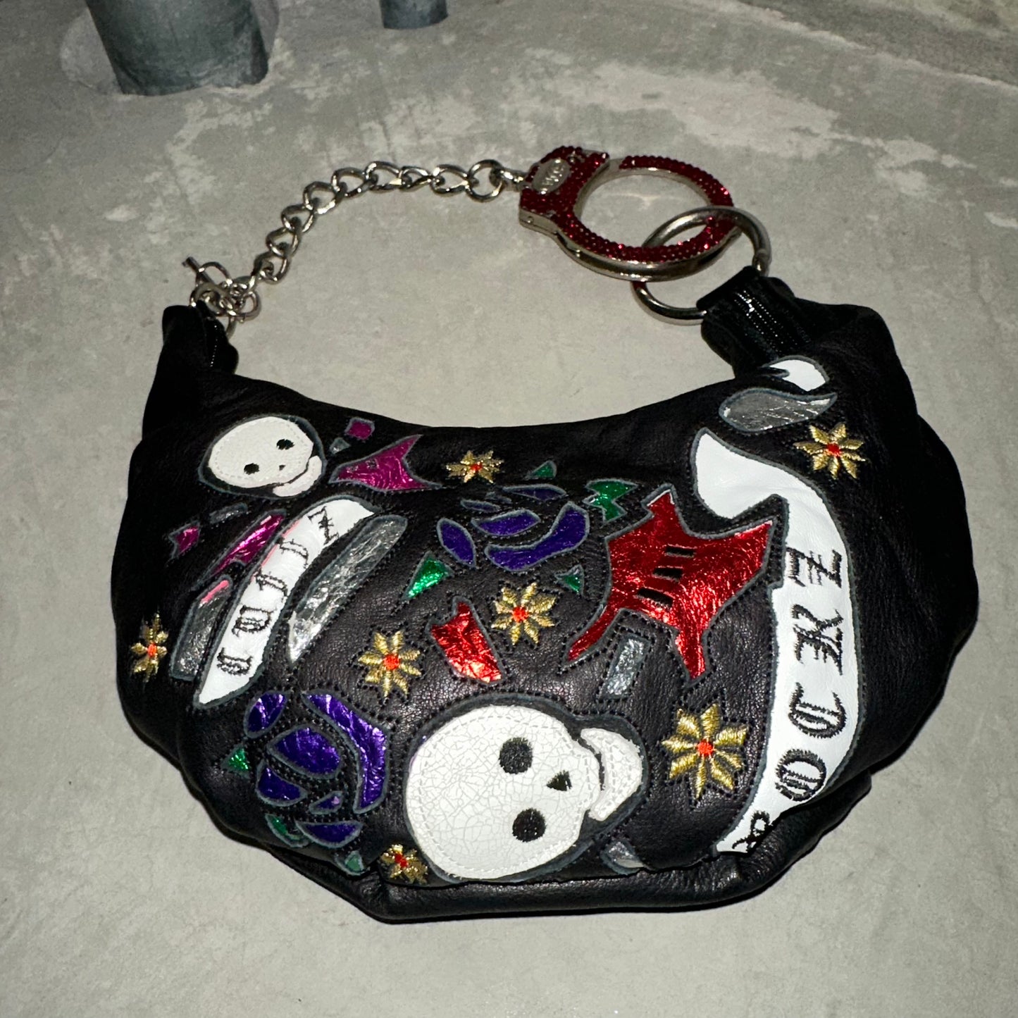 Cuffz “Cuffz Rockz” Barfly Bag