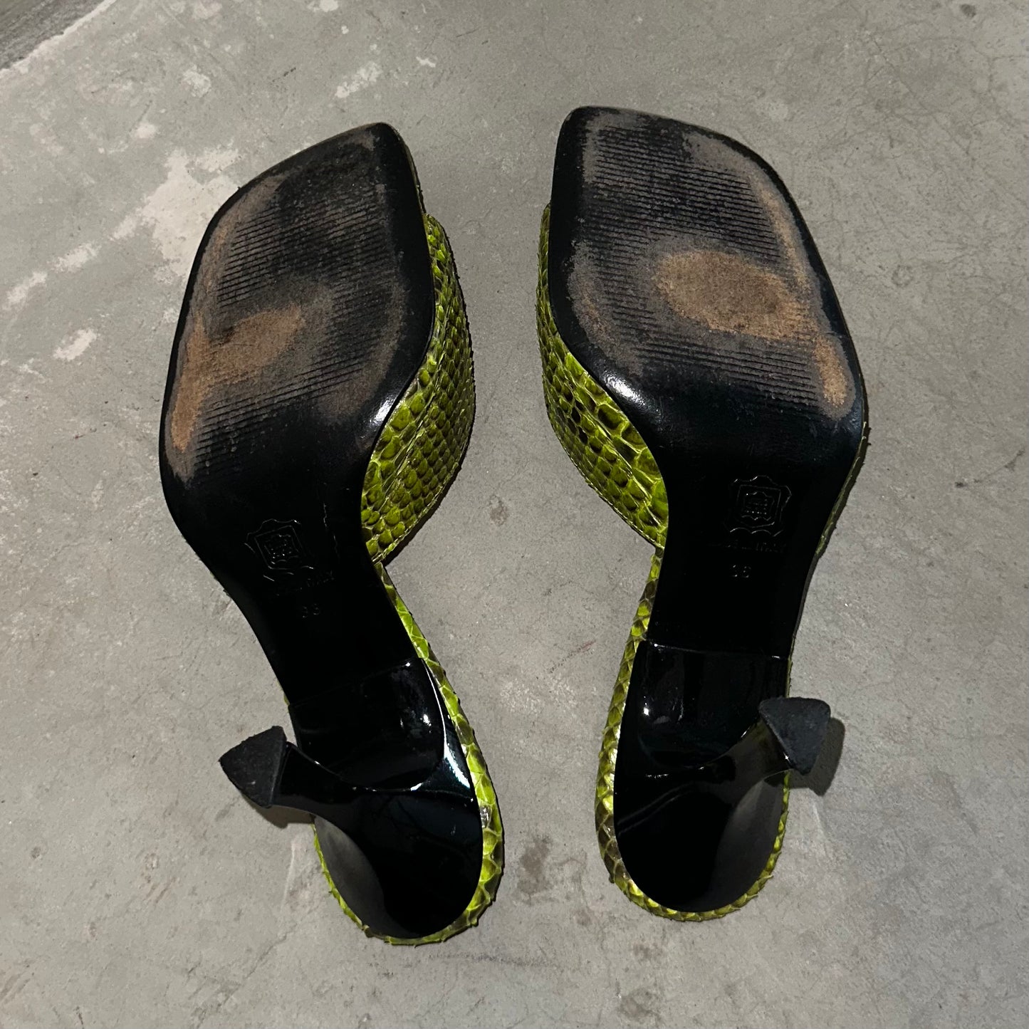 Dolce & Gabbana Snakeskin Heels (36)