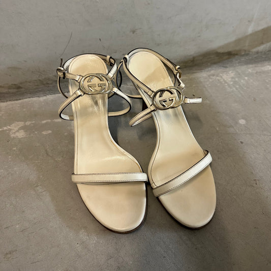 Gucci by Tom Ford Cream Logo Heels (35.5)