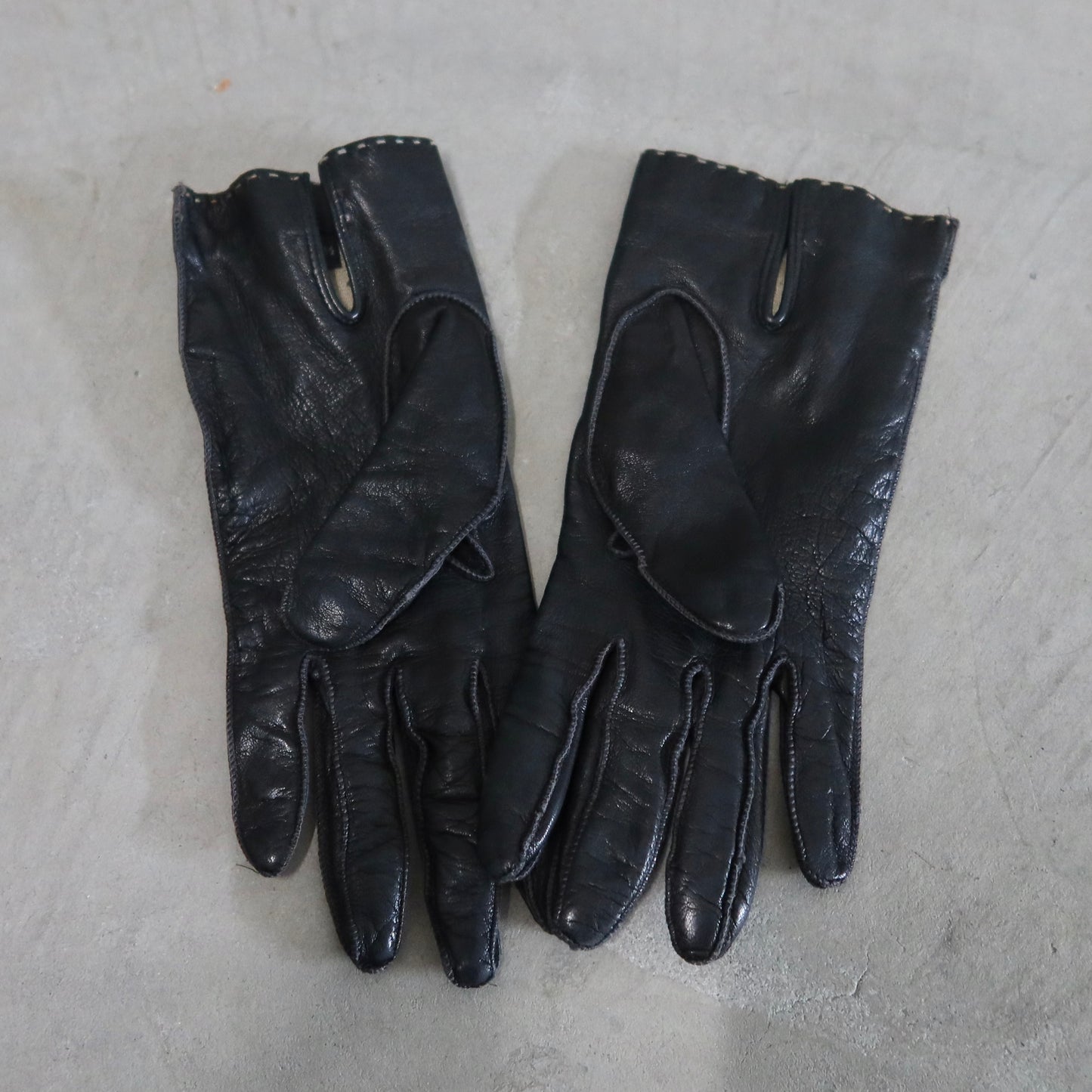 Fendi Leather Gloves