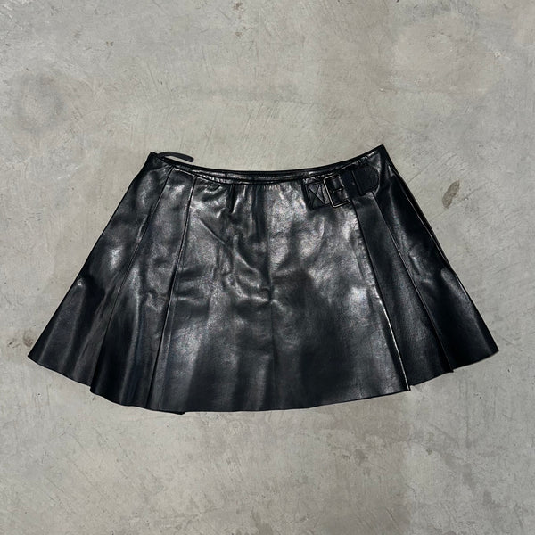 関税込【MiuMiu】Leather miniskirt Miu Miu Leather Mini Skirt – Guzzi Archive