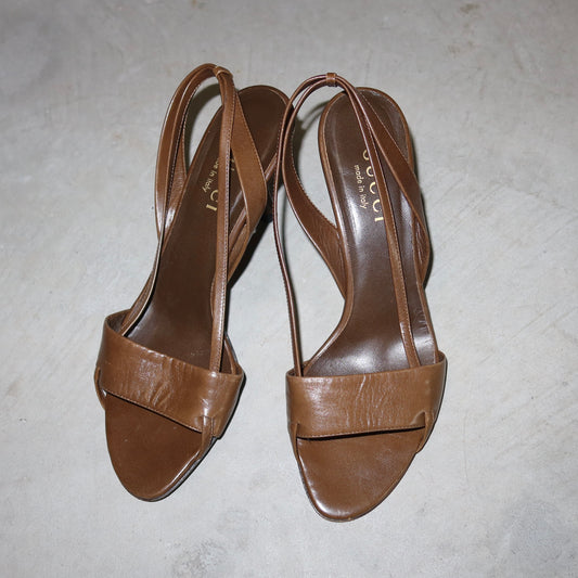 Gucci by Tom Ford Leather Kitten Heels (36.5)