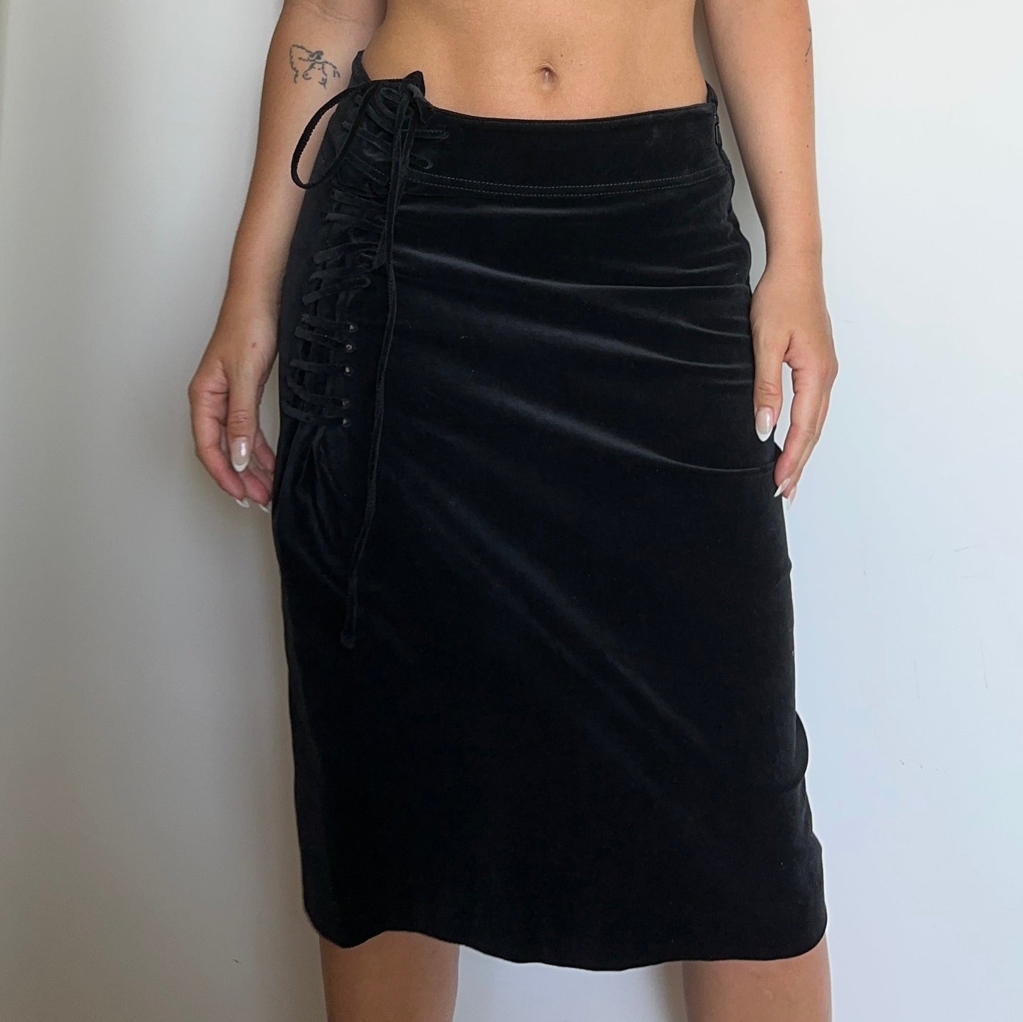 Gucci by Tom Ford Black Velvet Midi Skirt