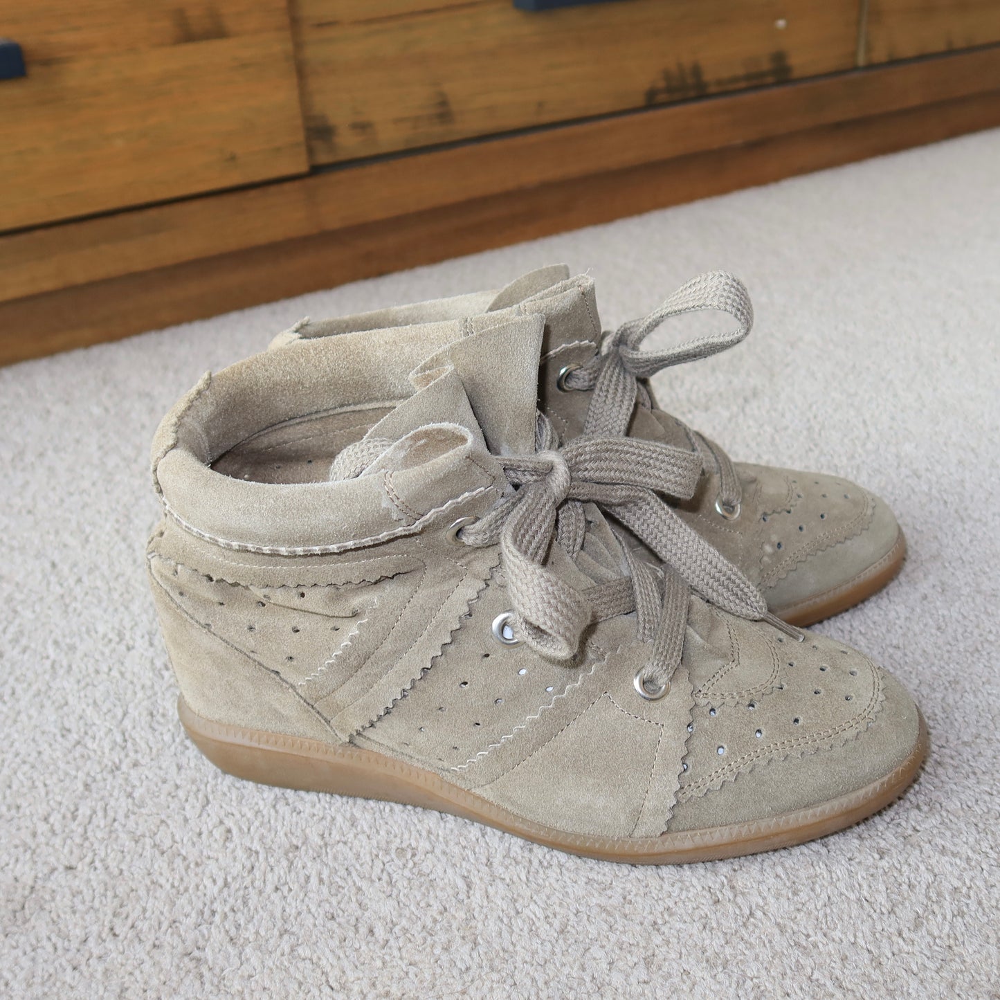 Isabel Marant Khaki Bobby Sneakers (39)