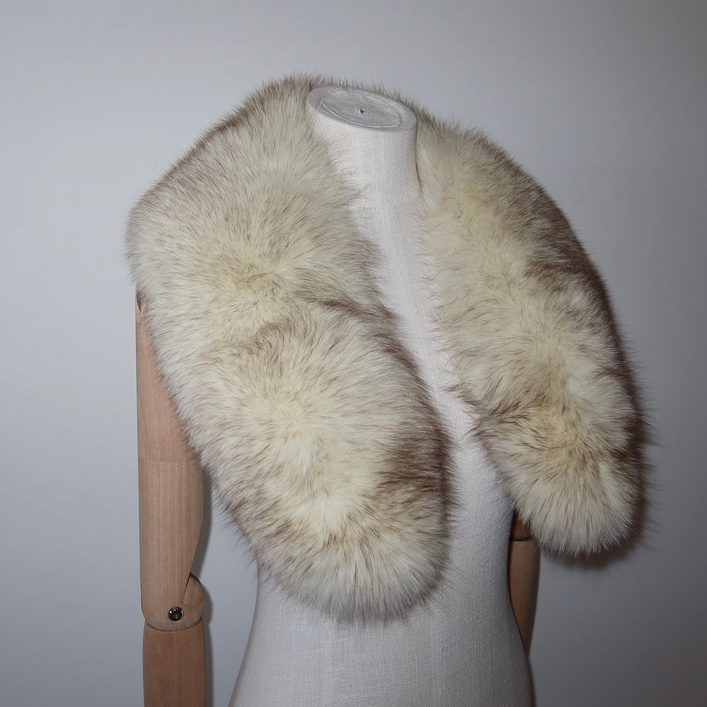 Vintage White Fox Fur Collar