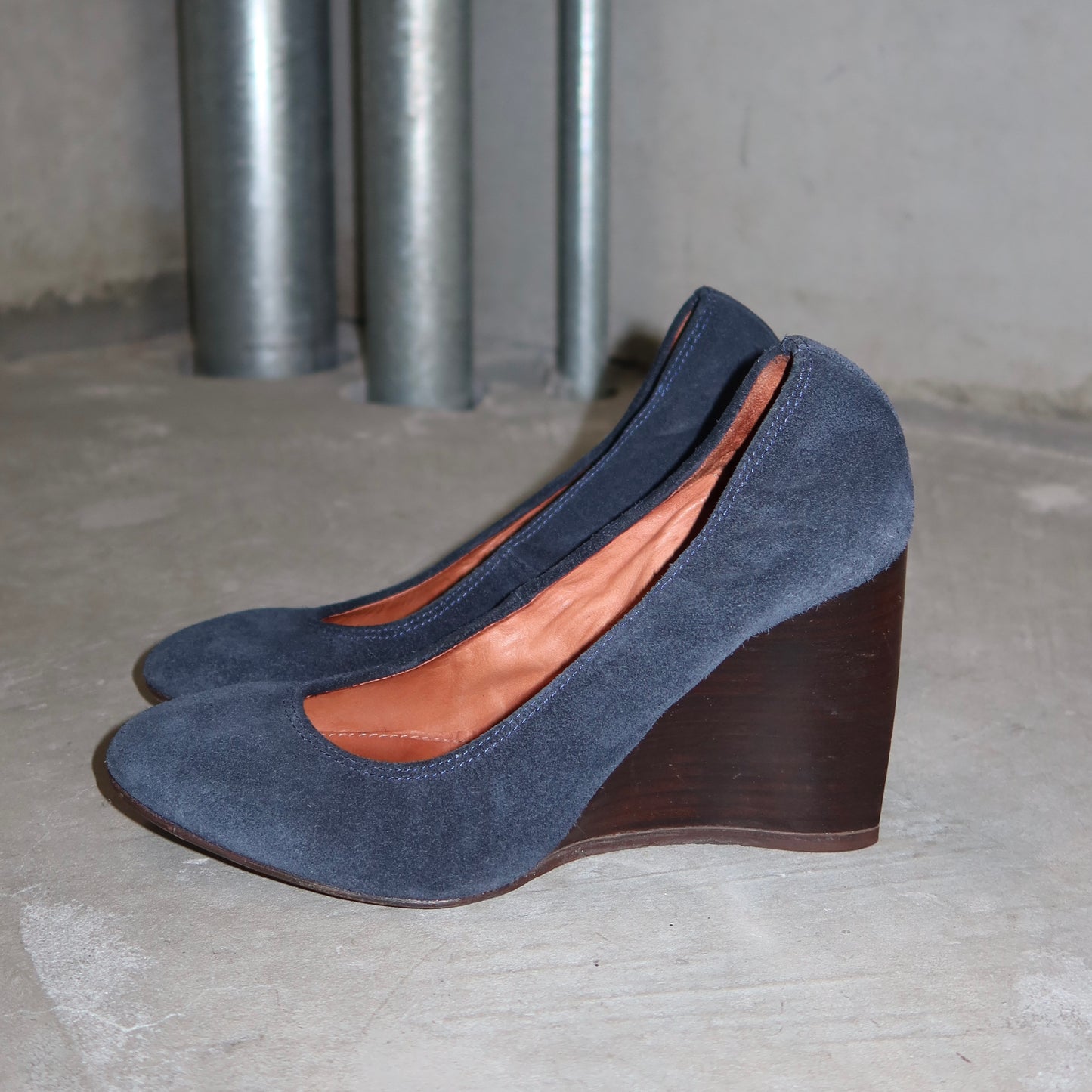 Lanvin Suede Wedges (38)