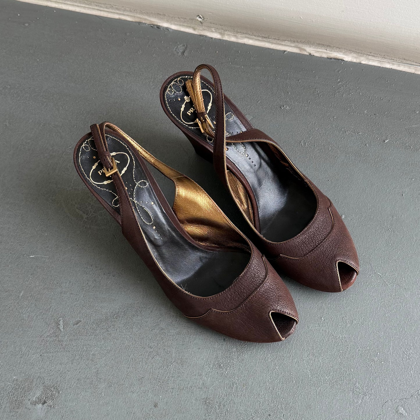 Prada Brown Suede Wedges (40)