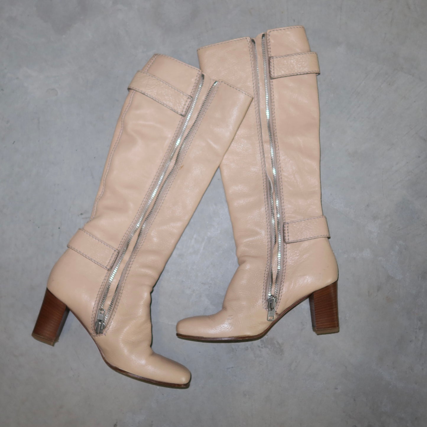 Chloé Cream Paddington Boots (37.5)