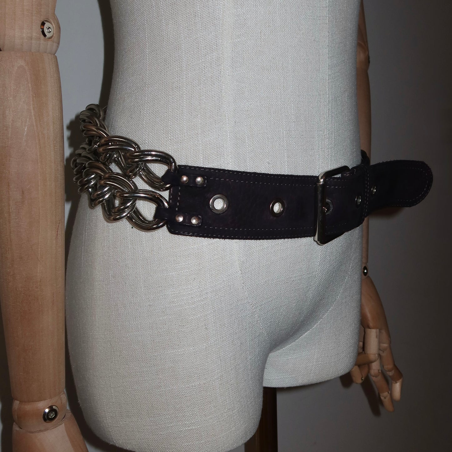 Chloé AW2003 Black Suede Chain Belt