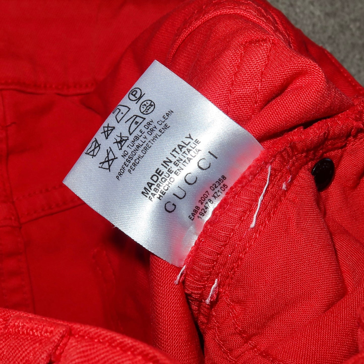 Gucci 2007 Red Capris