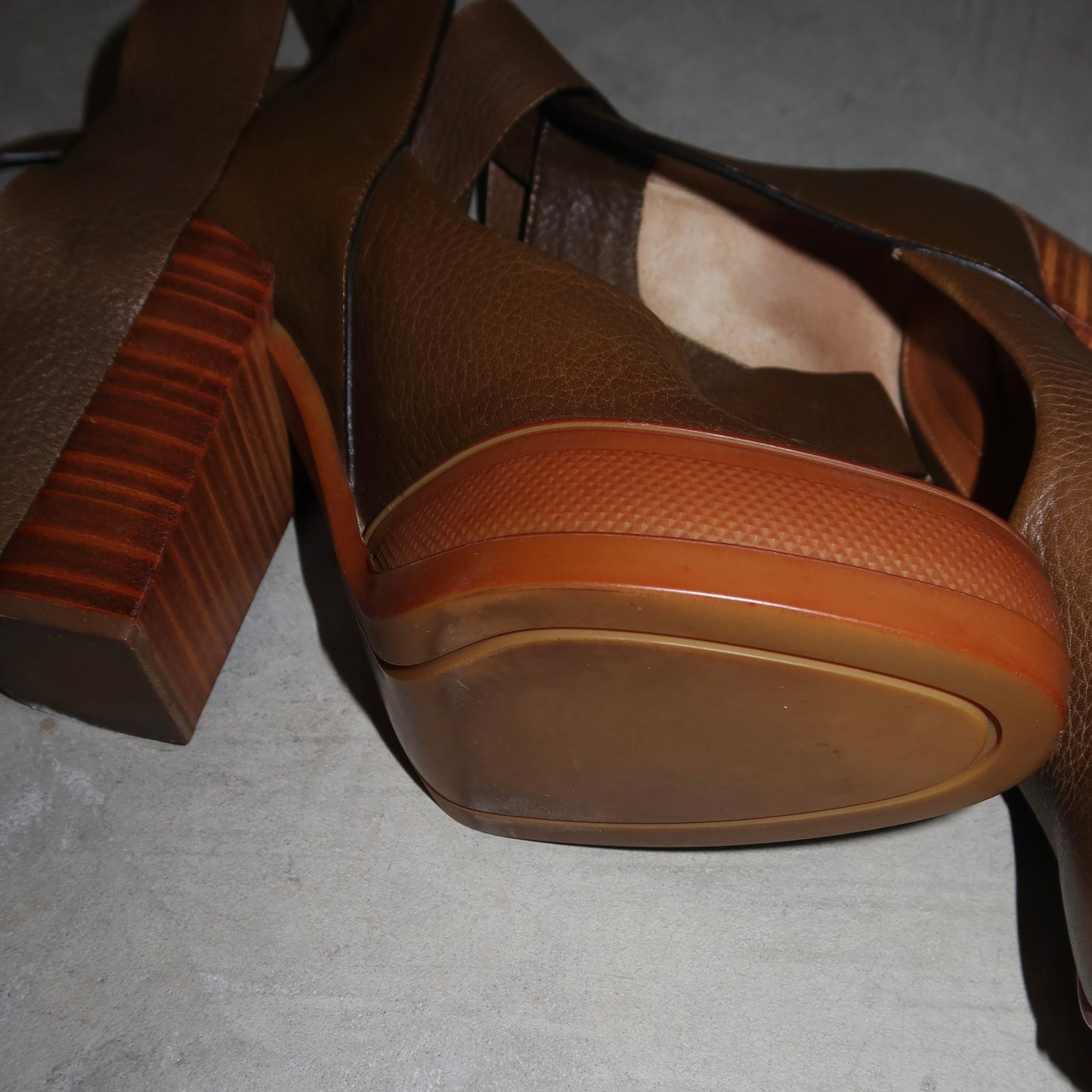 Chloé Pre-Fall 2014 Leather Wrap Heels (37.5)