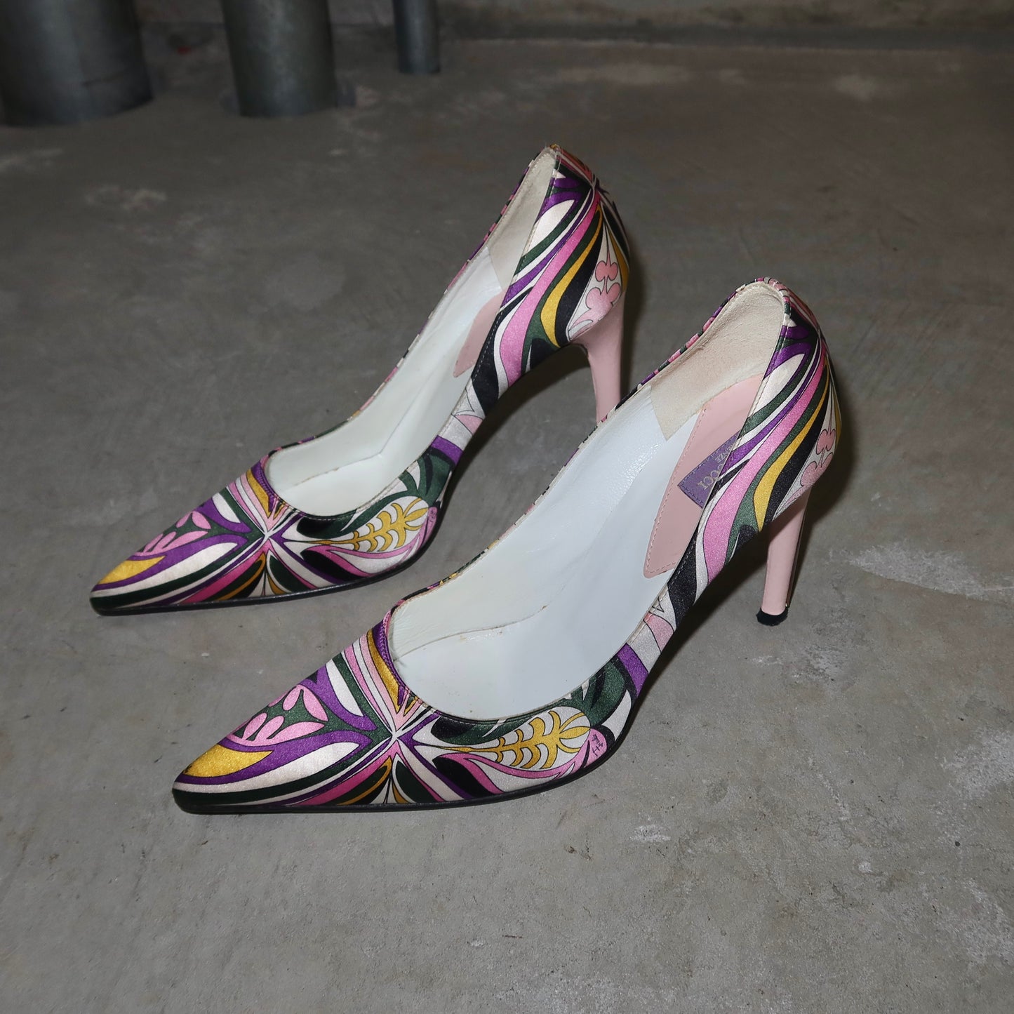 Emilio Pucci Printed Heels (36)