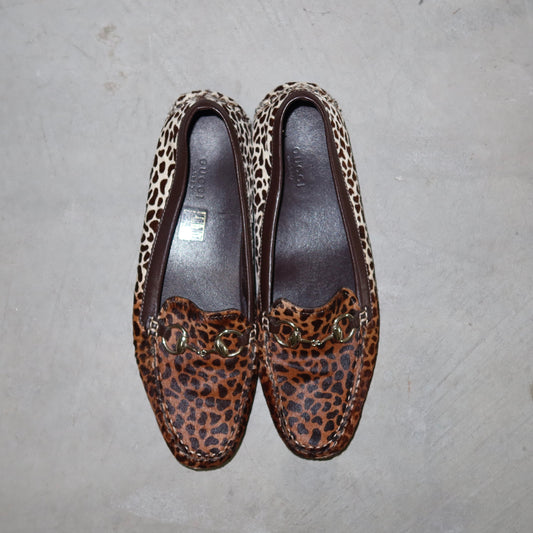 Gucci Leopard Print Cowhide Loafers (38-39)