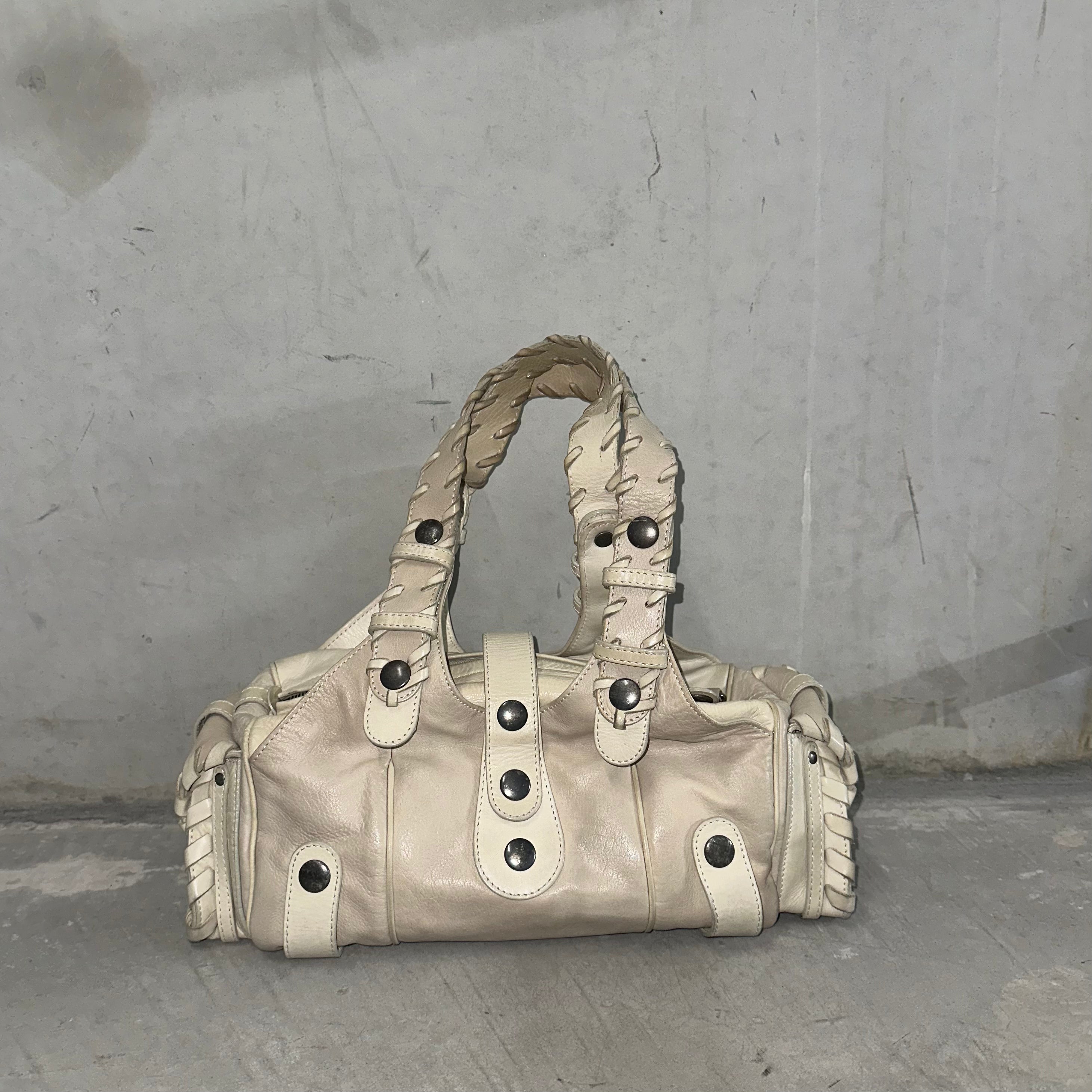 Chloe Cream Leather Silverado Bag – Guzzi Archive