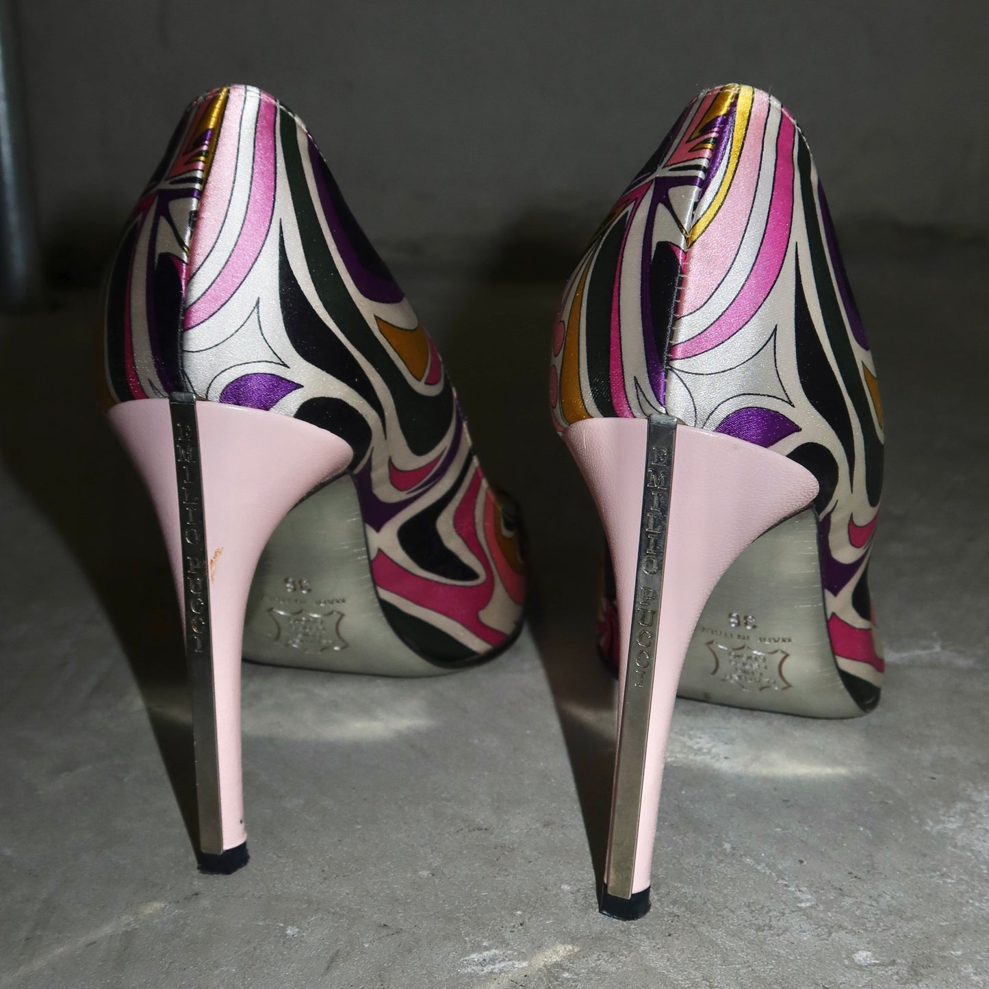 Emilio Pucci Printed Heels (36)