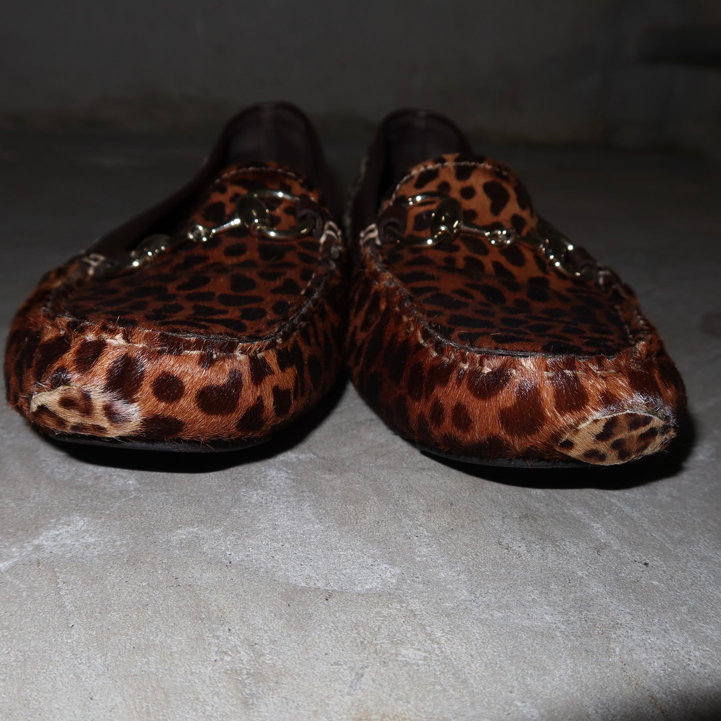 Gucci Leopard Print Cowhide Loafers (38-39)