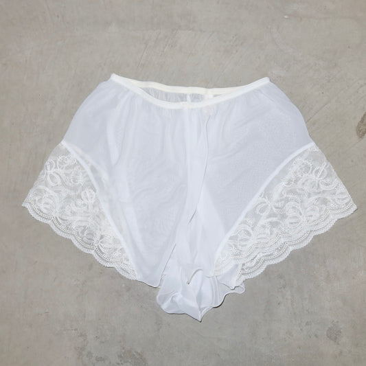 Chloé White Lace Lingerie Shorts