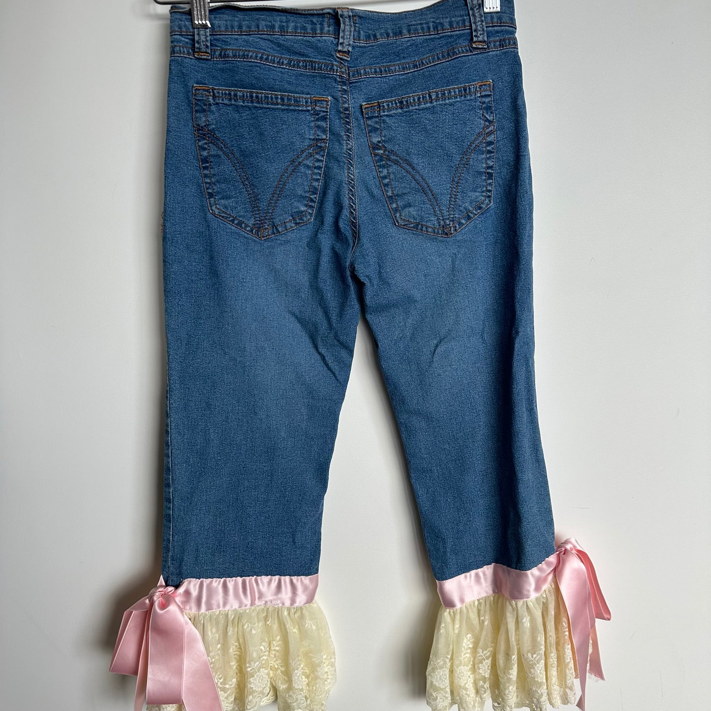 D&G SS2000 Lace Bottom Capris
